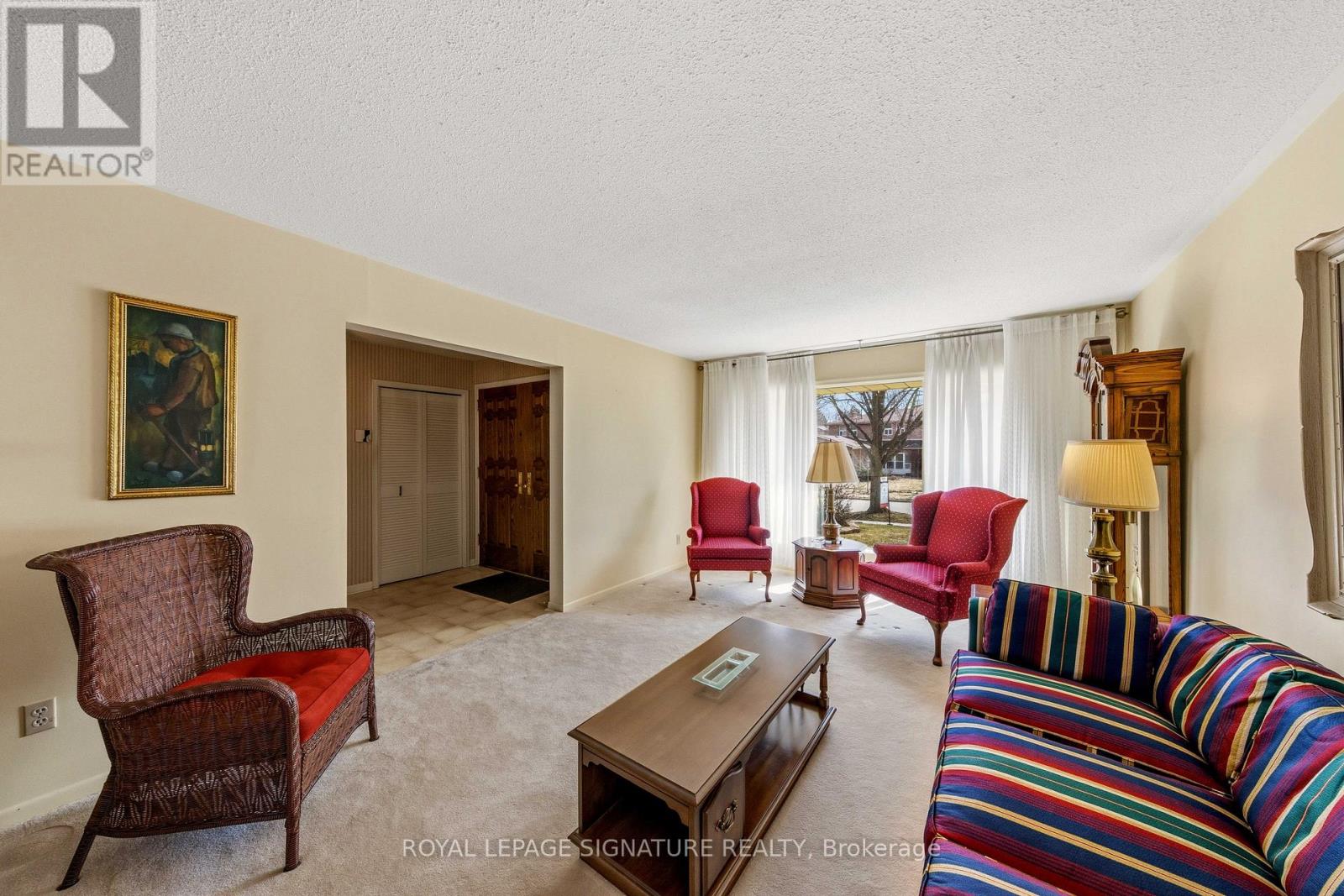 20 Inverary Crescent, Toronto, Ontario  M1T 2W5 - Photo 6 - E12922236