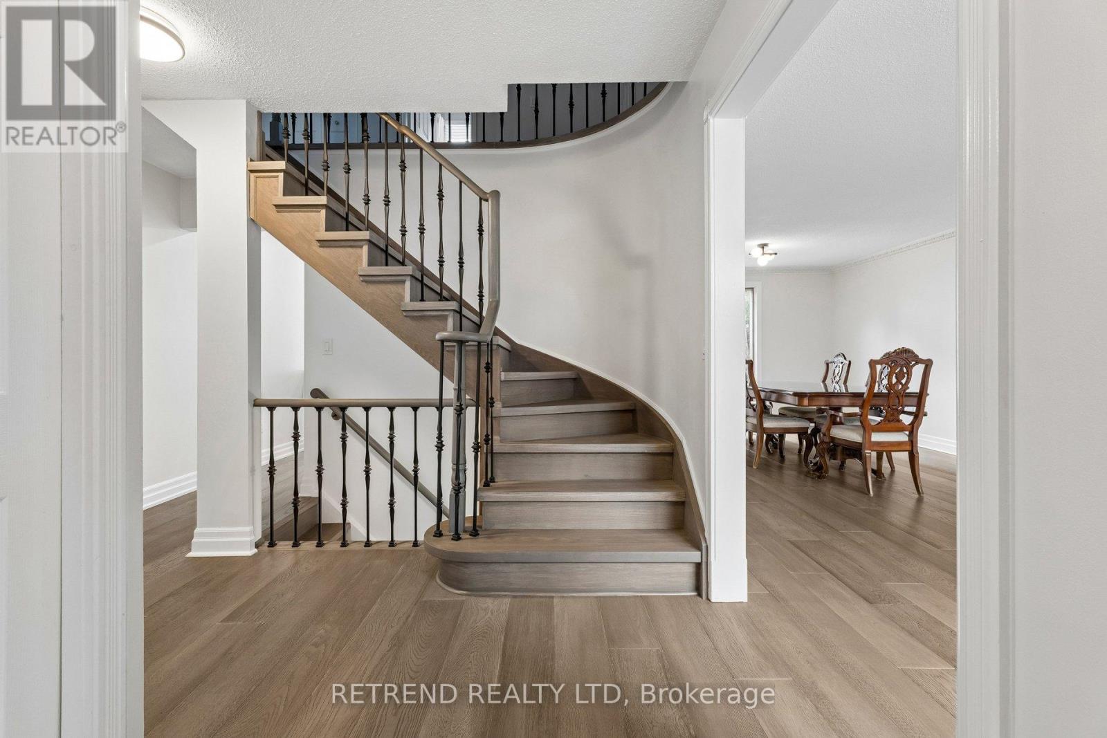 262 Athabasca Street, Oshawa, Ontario  L1H 8E4 - Photo 4 - E12922266