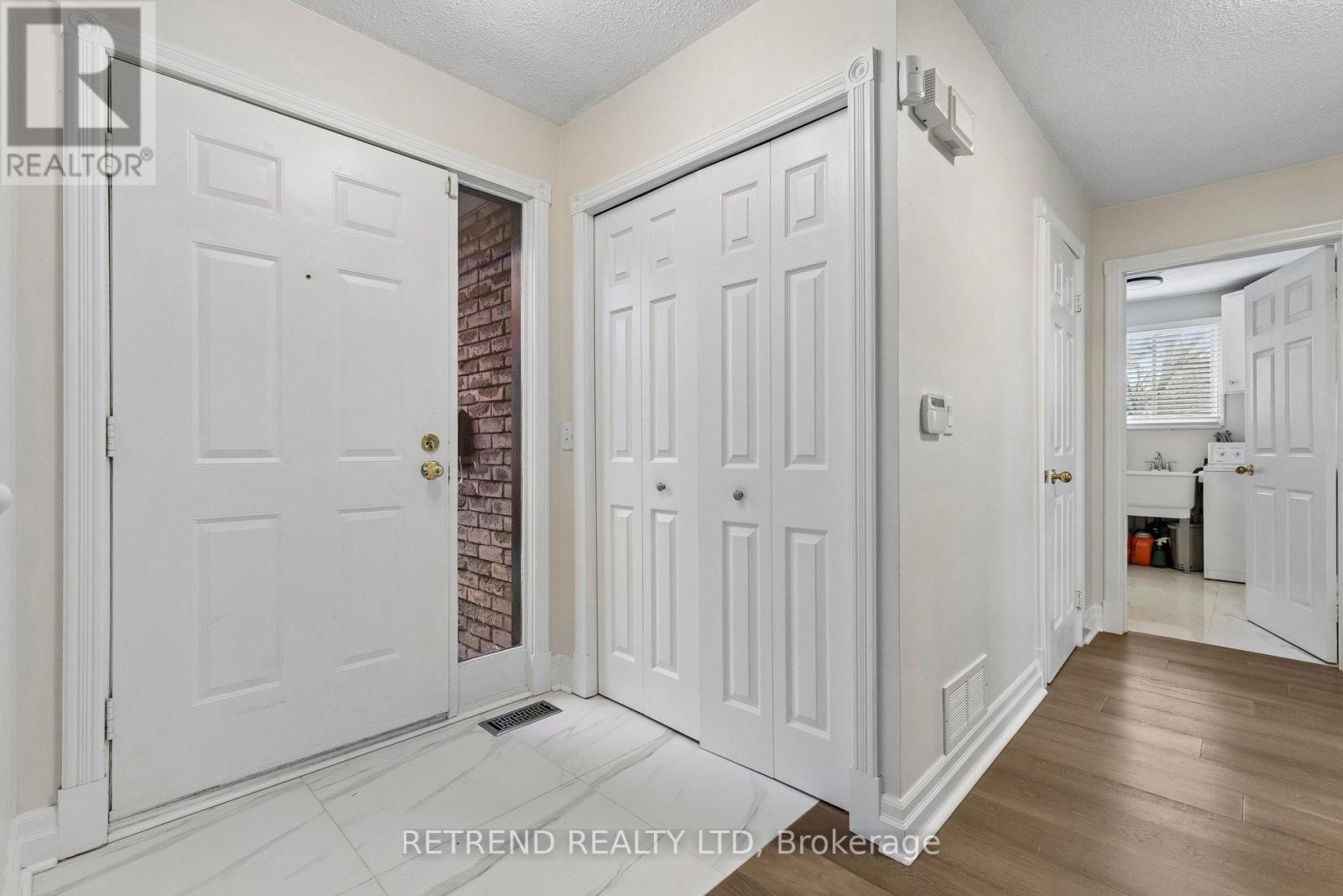 262 Athabasca Street, Oshawa, Ontario  L1H 8E4 - Photo 5 - E12922266