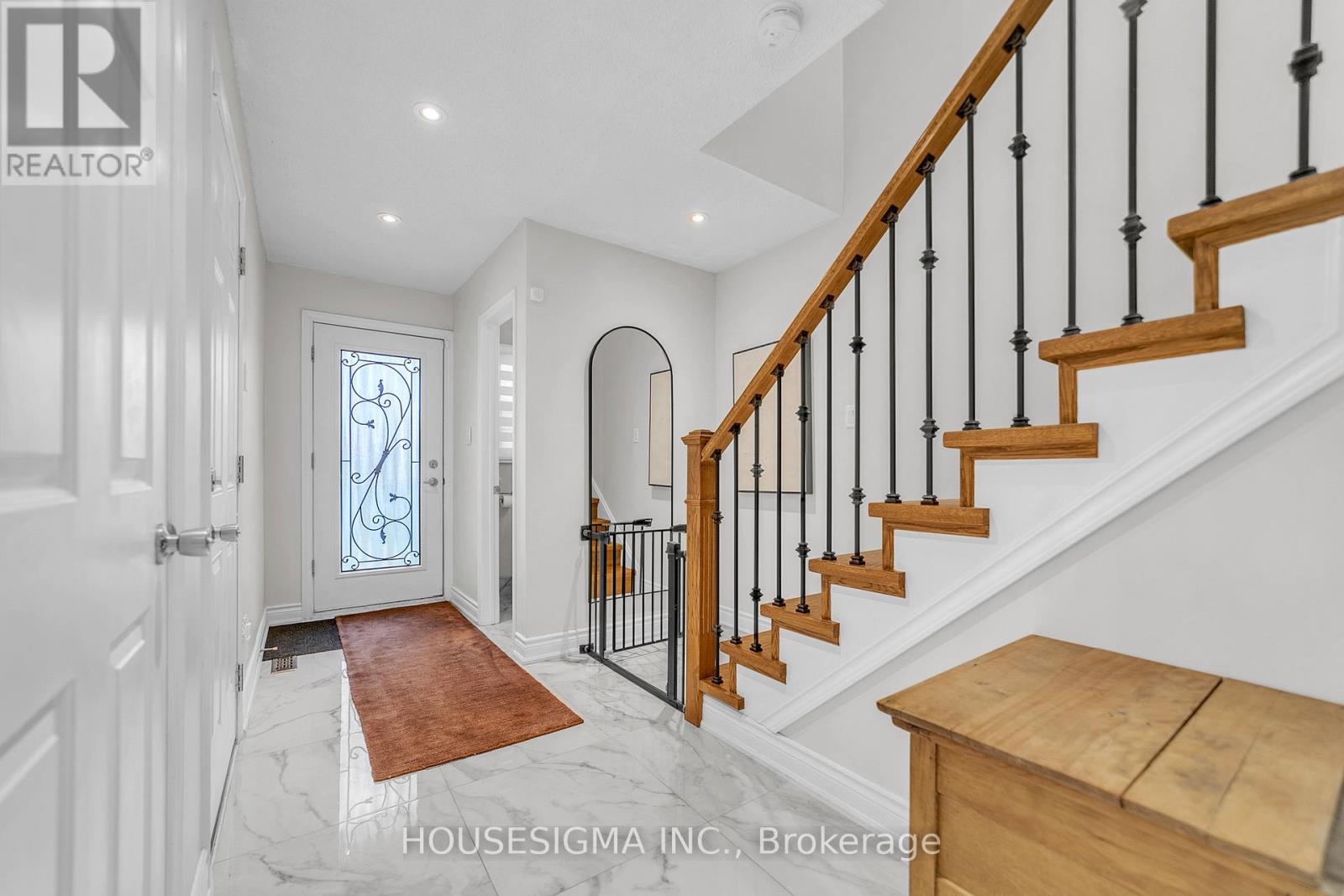 353 Brownridge Drive, Vaughan, Ontario  L4J 5X2 - Photo 5 - N12922190