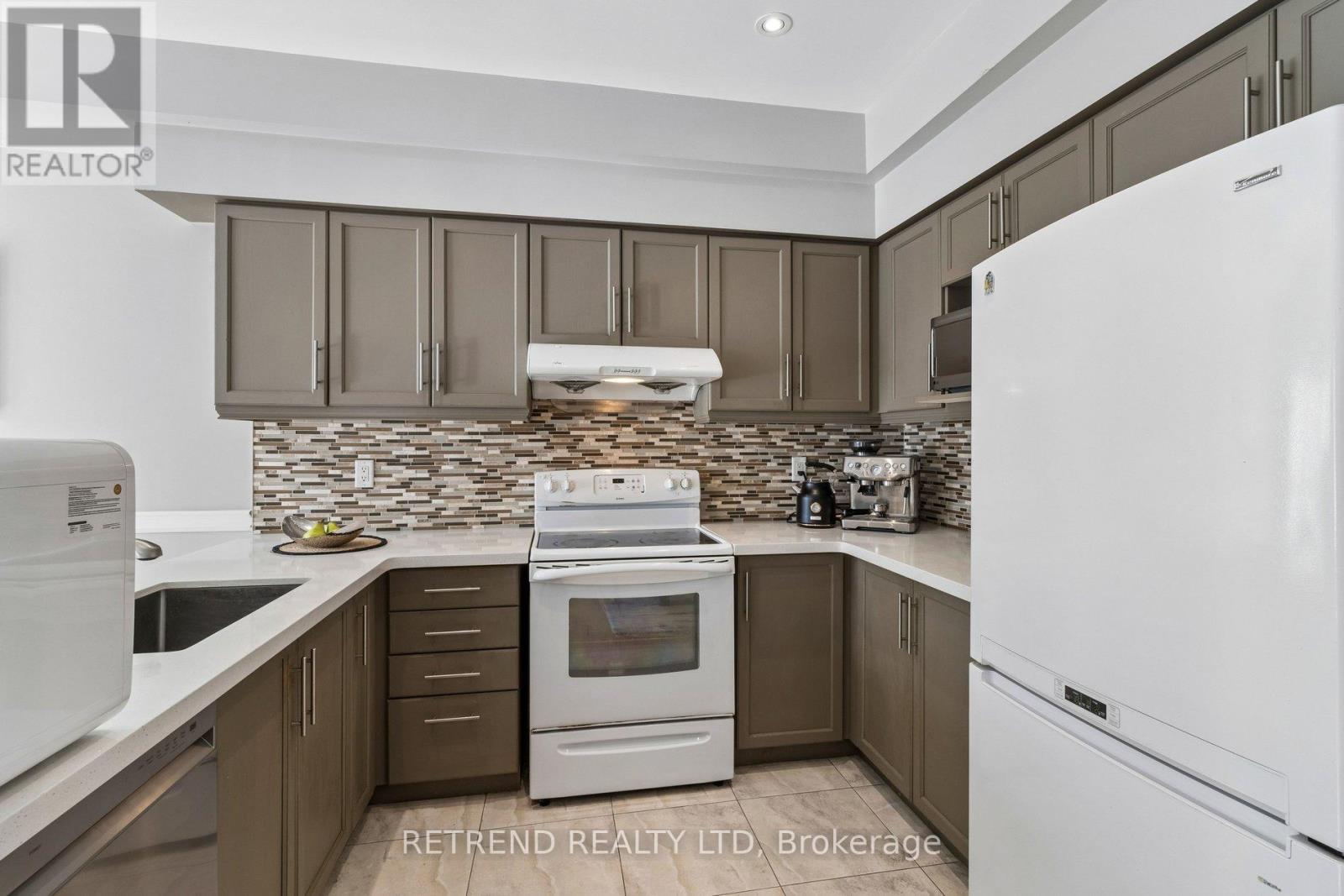 31 - 180 Blue Willow Drive, Vaughan, Ontario  L4L 9C9 - Photo 20 - N12922194