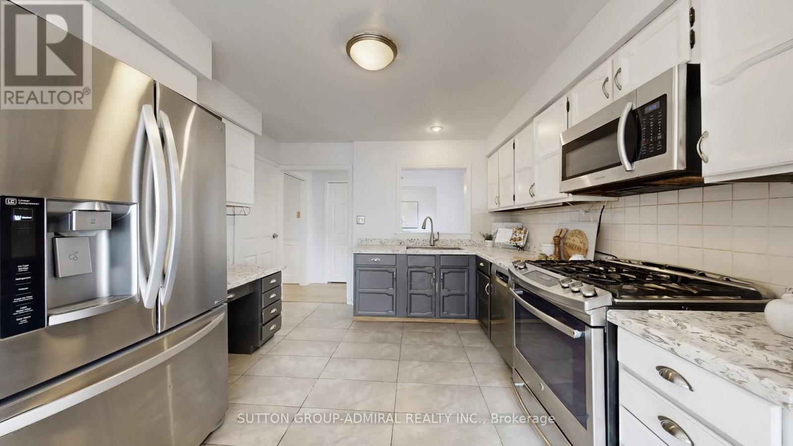 7 Knotty Pine Trail, Markham, Ontario  L3T 3W5 - Photo 18 - N12922210