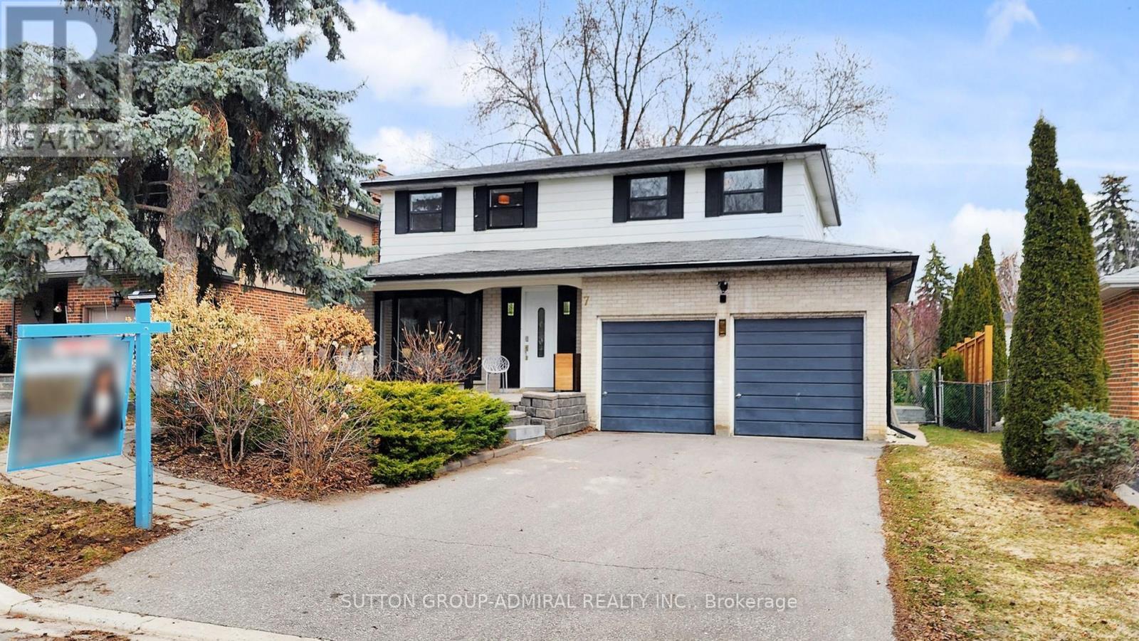 7 Knotty Pine Trail, Markham, Ontario  L3T 3W5 - Photo 2 - N12922210