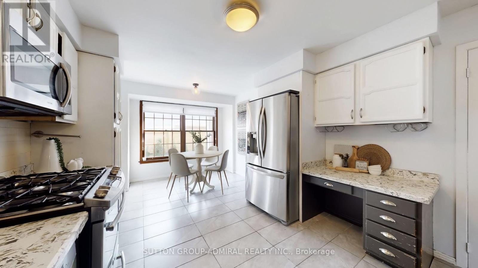 7 Knotty Pine Trail, Markham, Ontario  L3T 3W5 - Photo 21 - N12922210