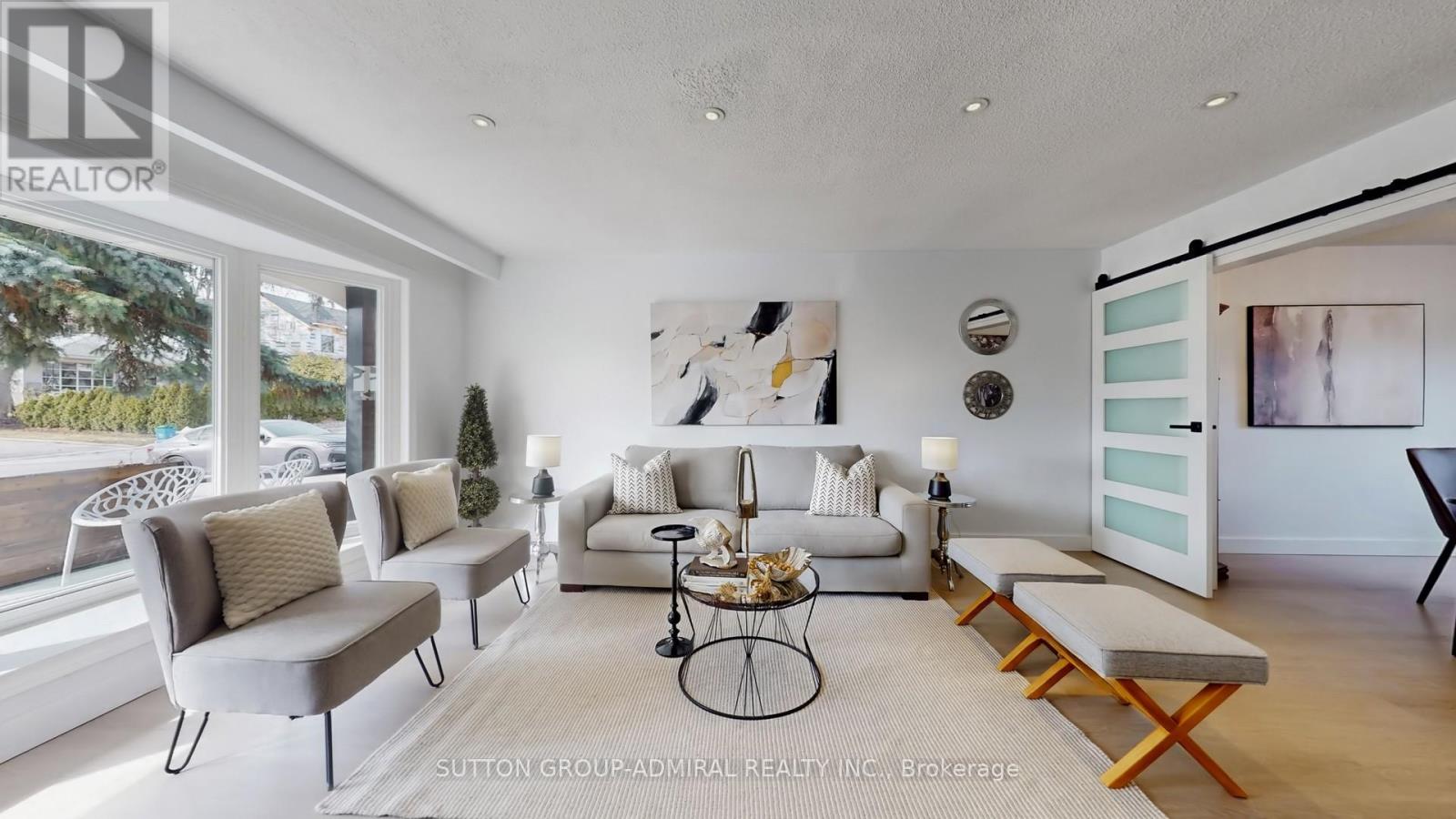 7 Knotty Pine Trail, Markham, Ontario  L3T 3W5 - Photo 4 - N12922210