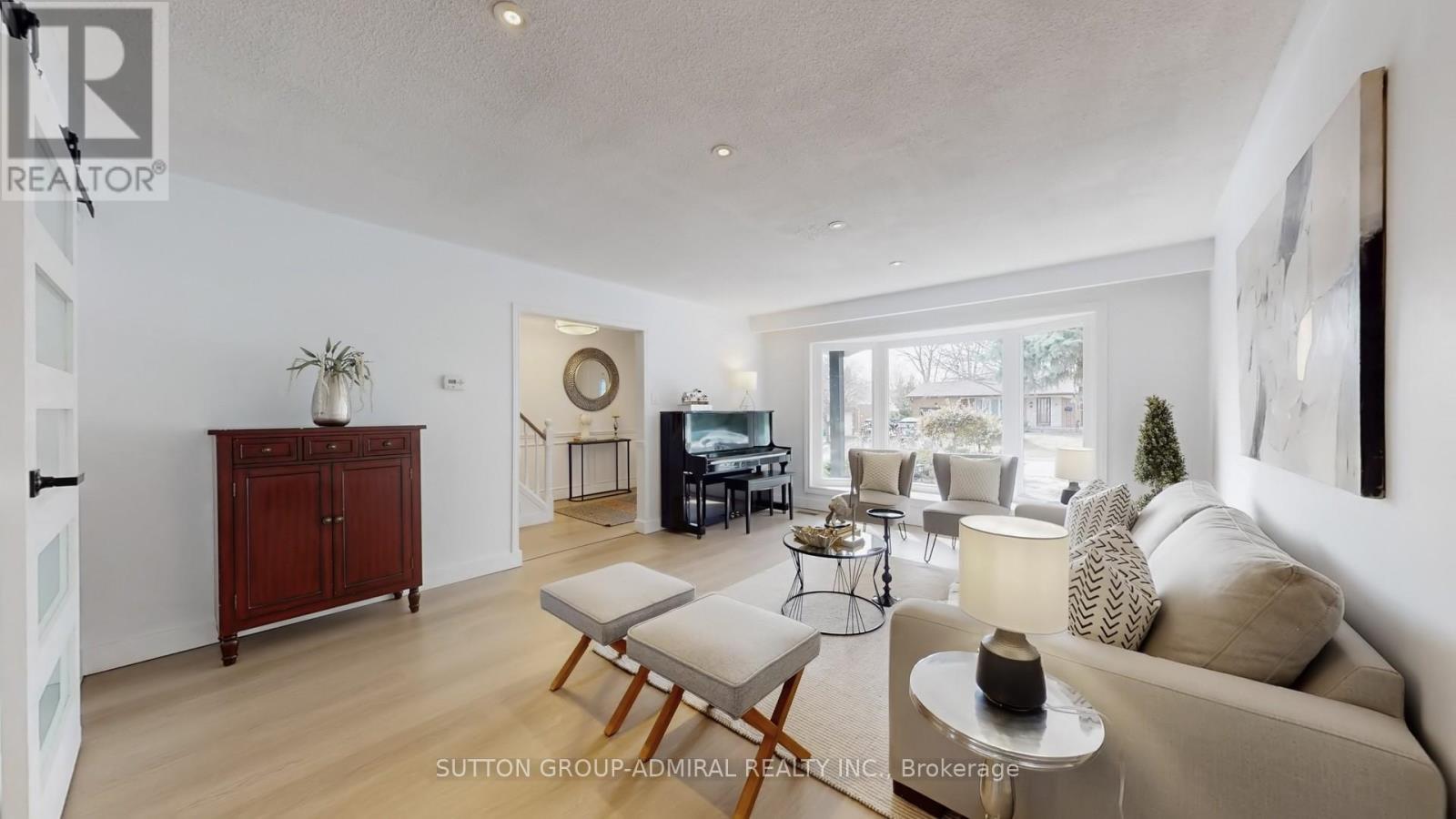 7 Knotty Pine Trail, Markham, Ontario  L3T 3W5 - Photo 6 - N12922210