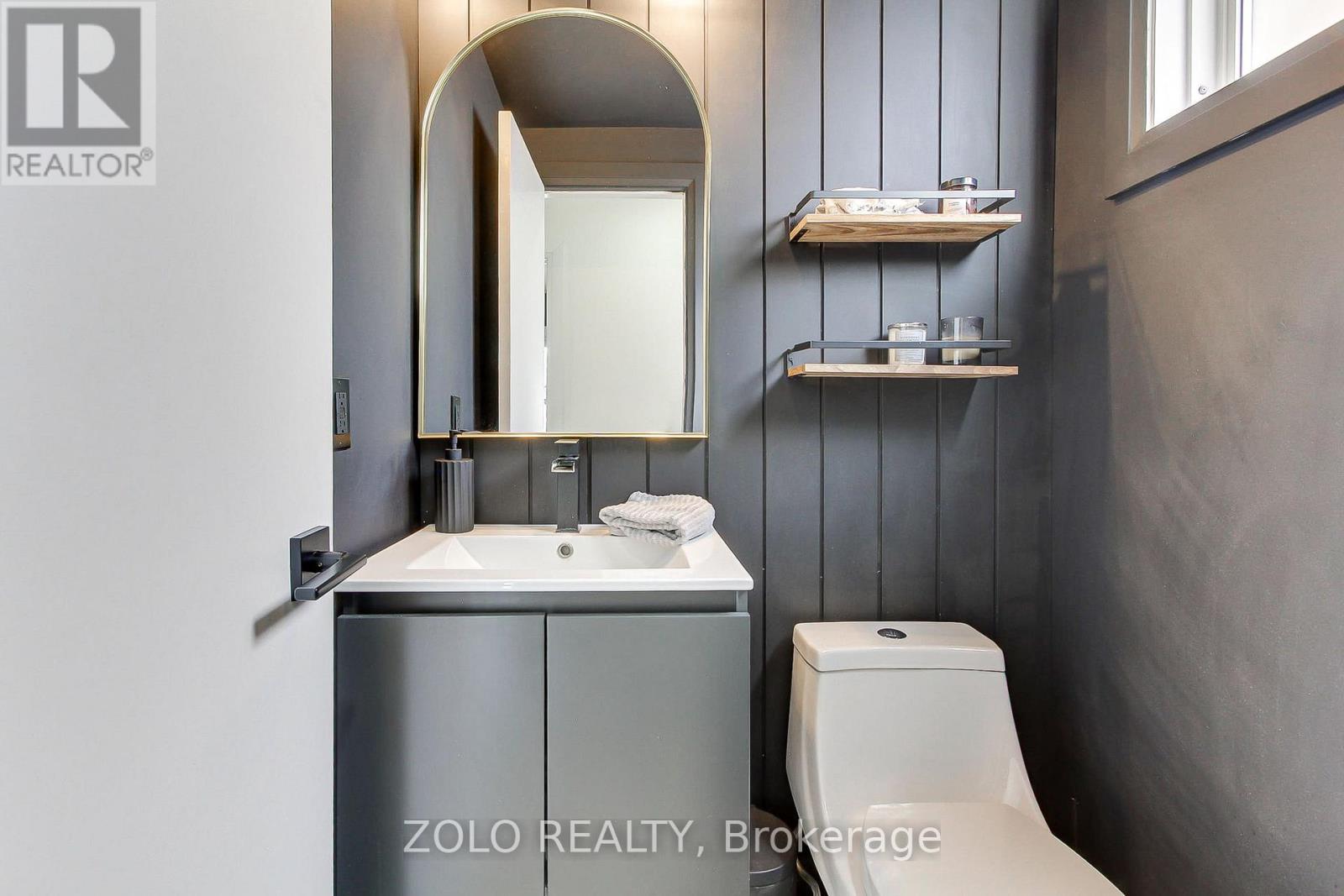 388 Terry Drive, Newmarket, Ontario  L3Y 5E7 - Photo 21 - N12922228