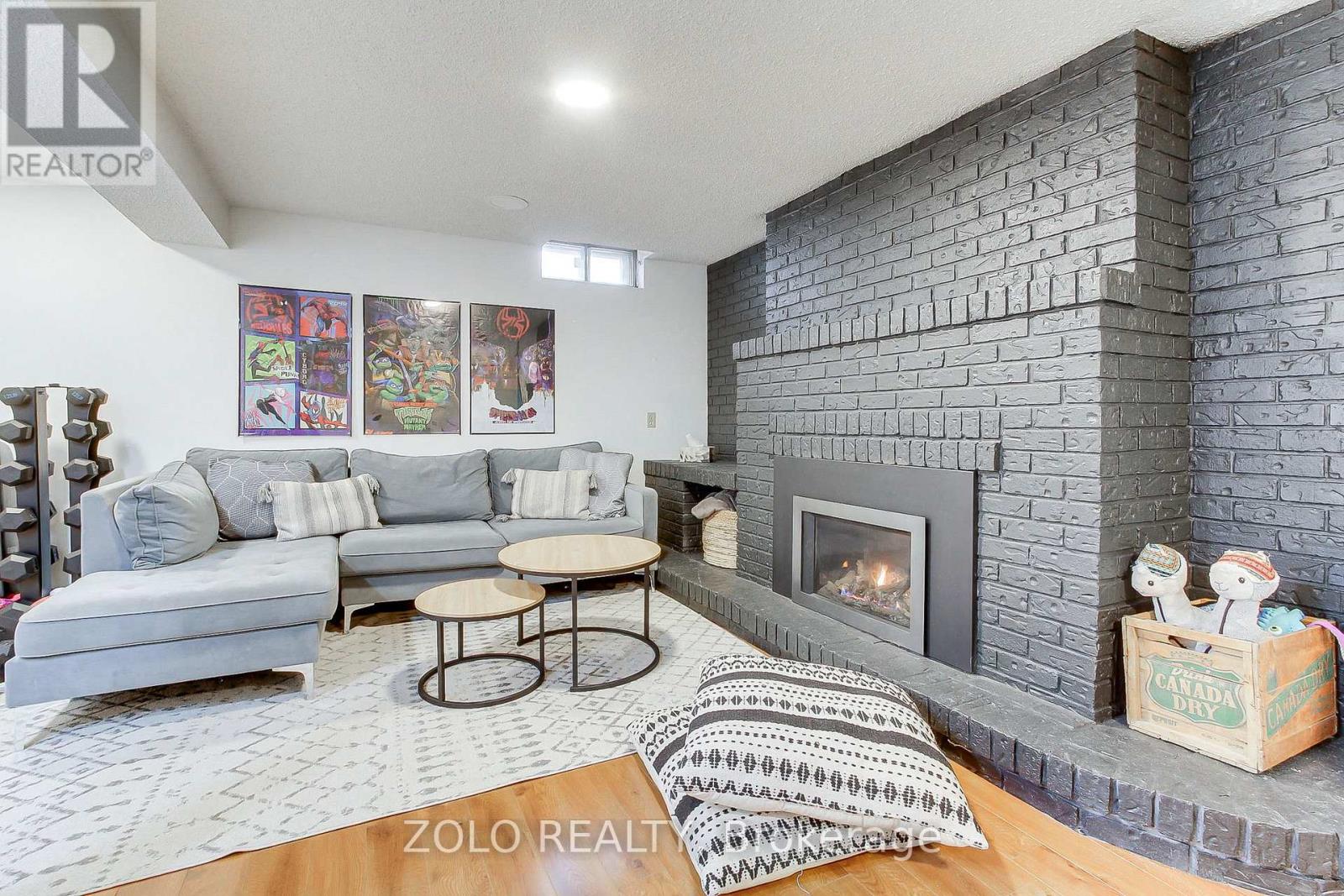 388 Terry Drive, Newmarket, Ontario  L3Y 5E7 - Photo 38 - N12922228