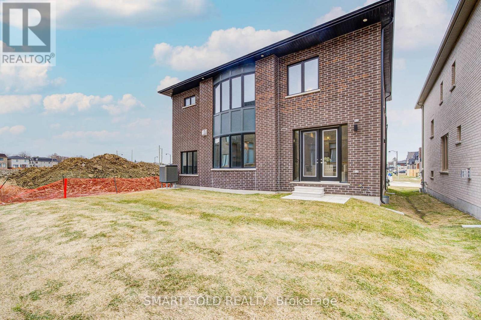 72 Meizhou Avenue, Markham, Ontario  L6C 3N1 - Photo 40 - N12922252