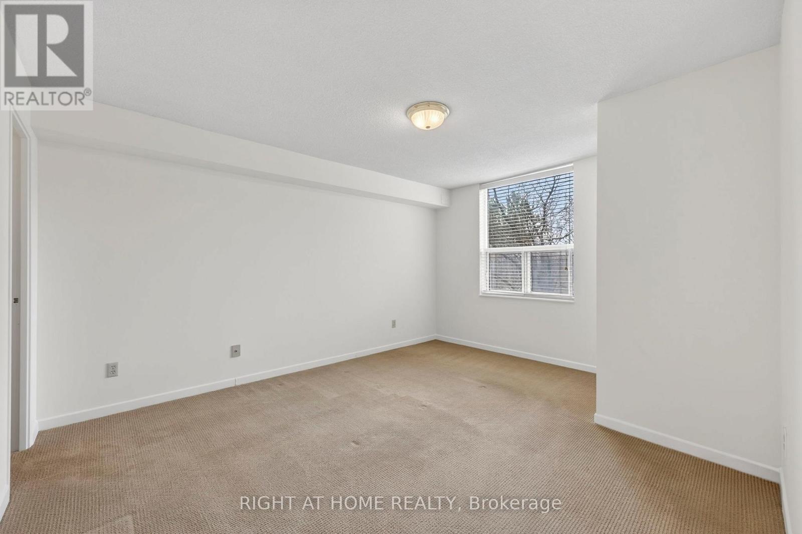 211 - 60 Inverlochy Boulevard, Markham, Ontario L3T 4T7 - Photo 15 - N12922258