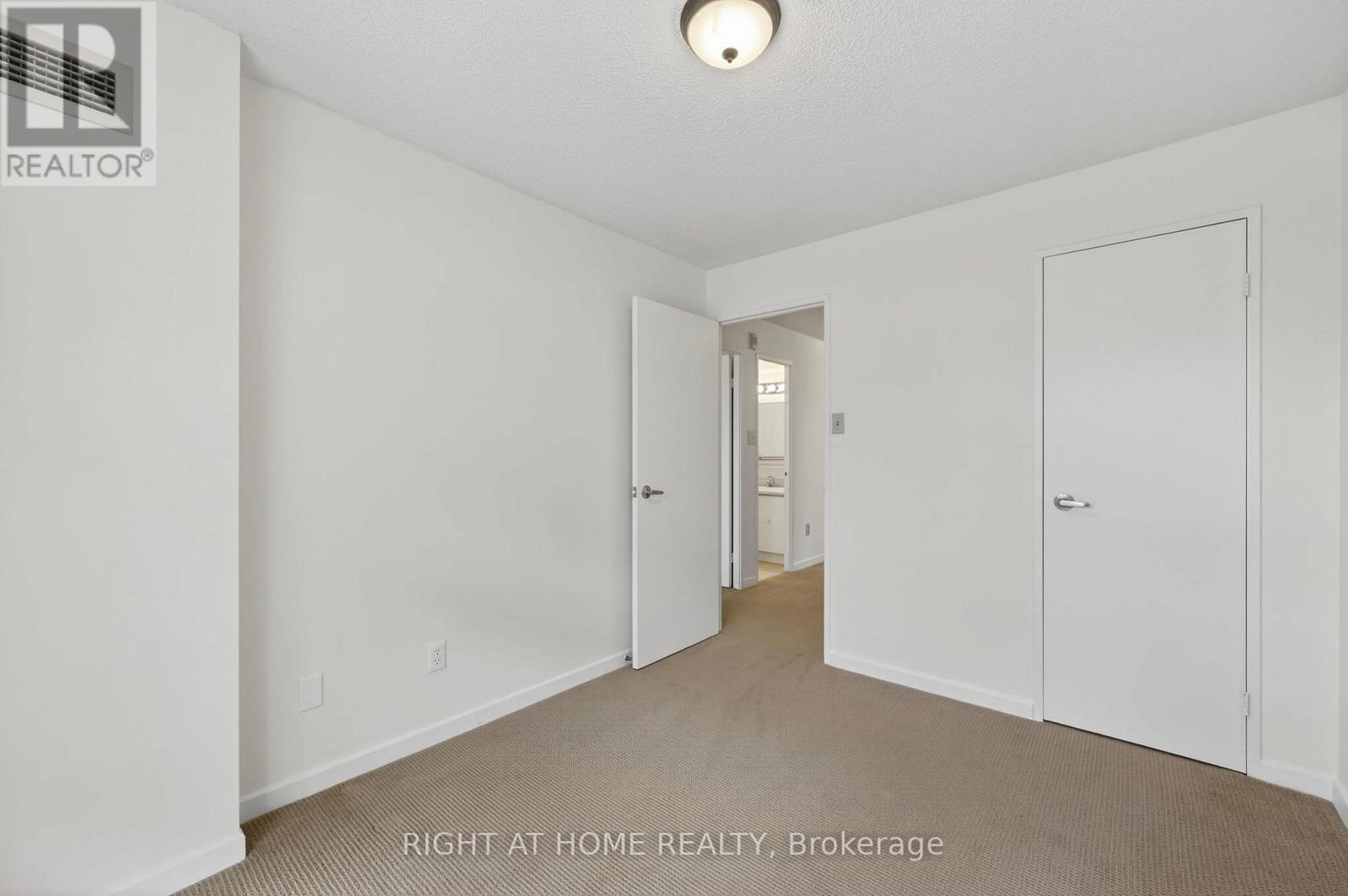 211 - 60 Inverlochy Boulevard, Markham, Ontario L3T 4T7 - Photo 18 - N12922258