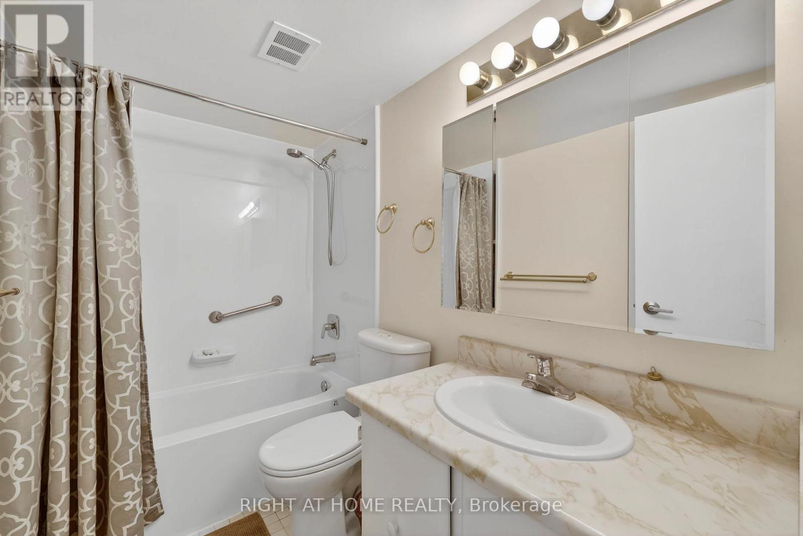 211 - 60 Inverlochy Boulevard, Markham, Ontario L3T 4T7 - Photo 21 - N12922258