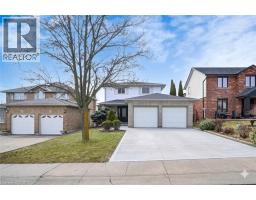 62 COMO Place, Hamilton, Ontario