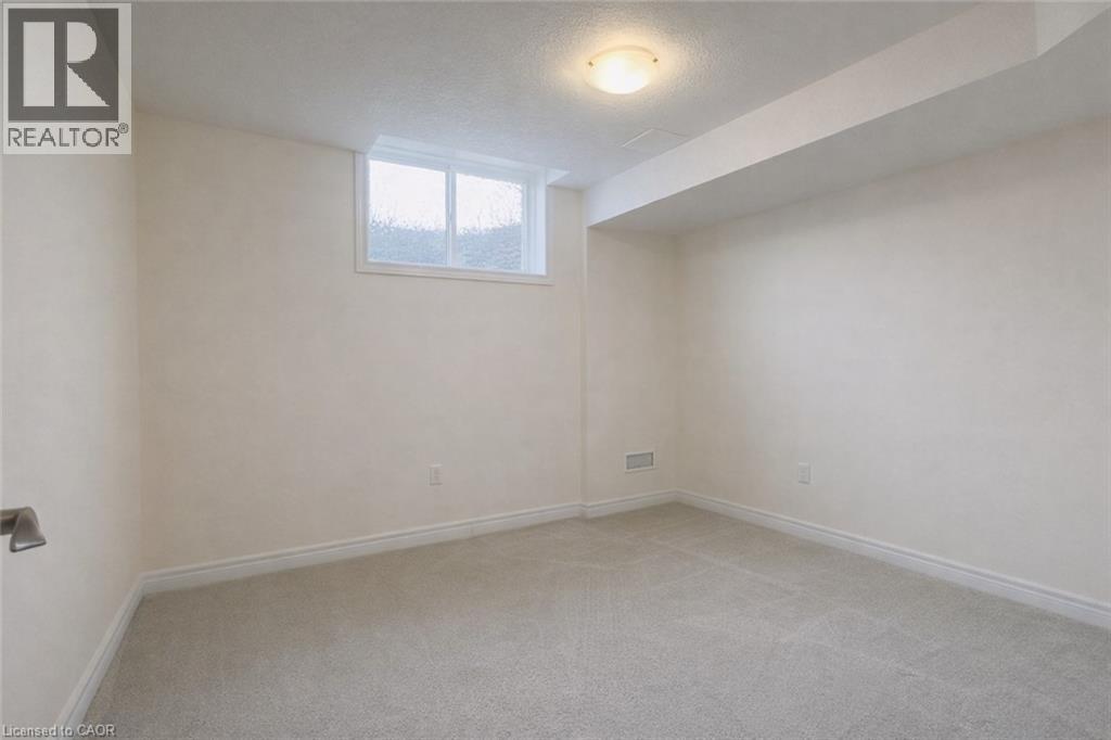 76 Templewood Drive, Kitchener, Ontario  N2R 1X3 - Photo 24 - 40814707