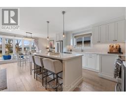 11 TYNEVALE DRIVE, Toronto, Ontario