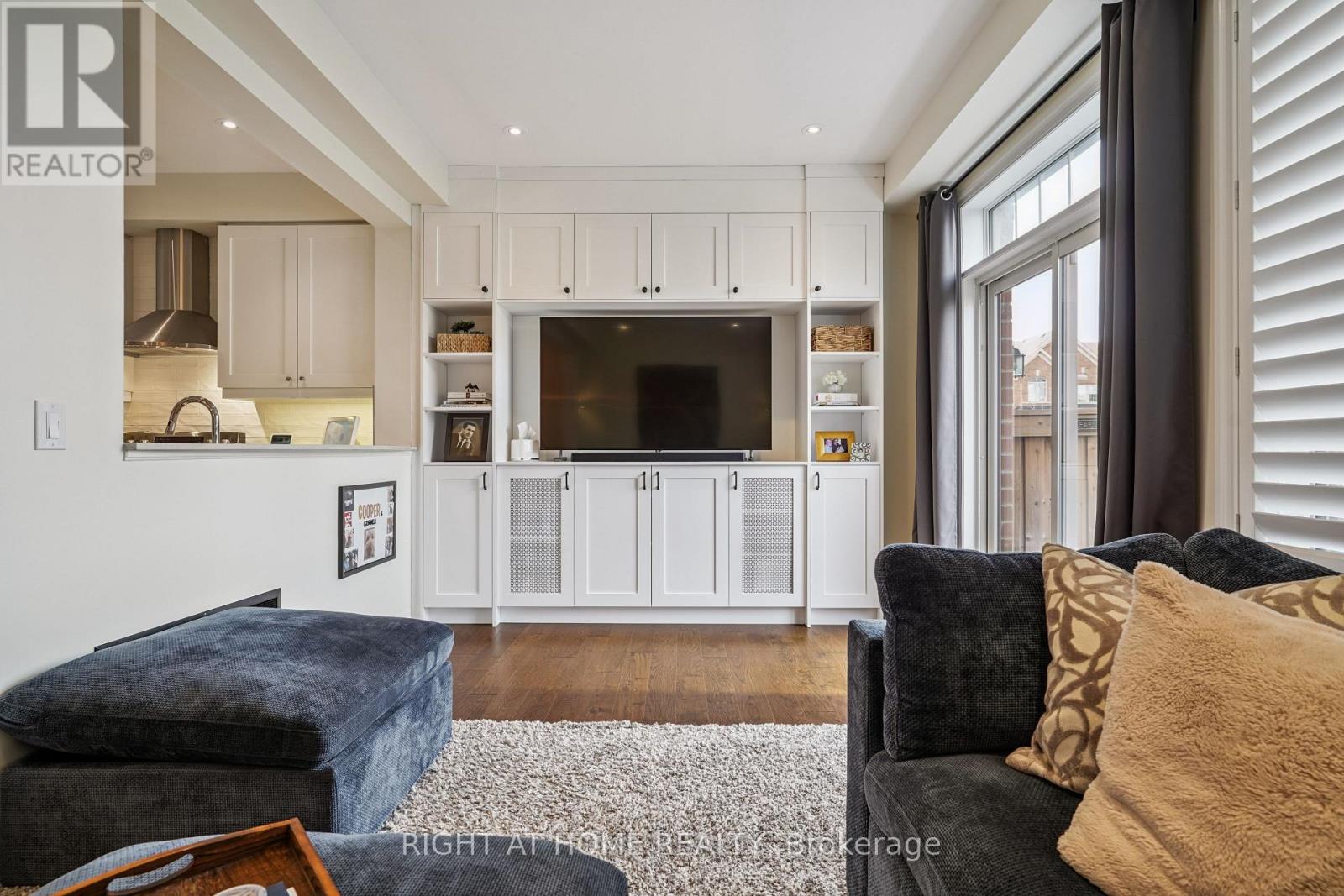 65 Hanson Crescent, Milton, Ontario  L9T 8L4 - Photo 19 - W12922192