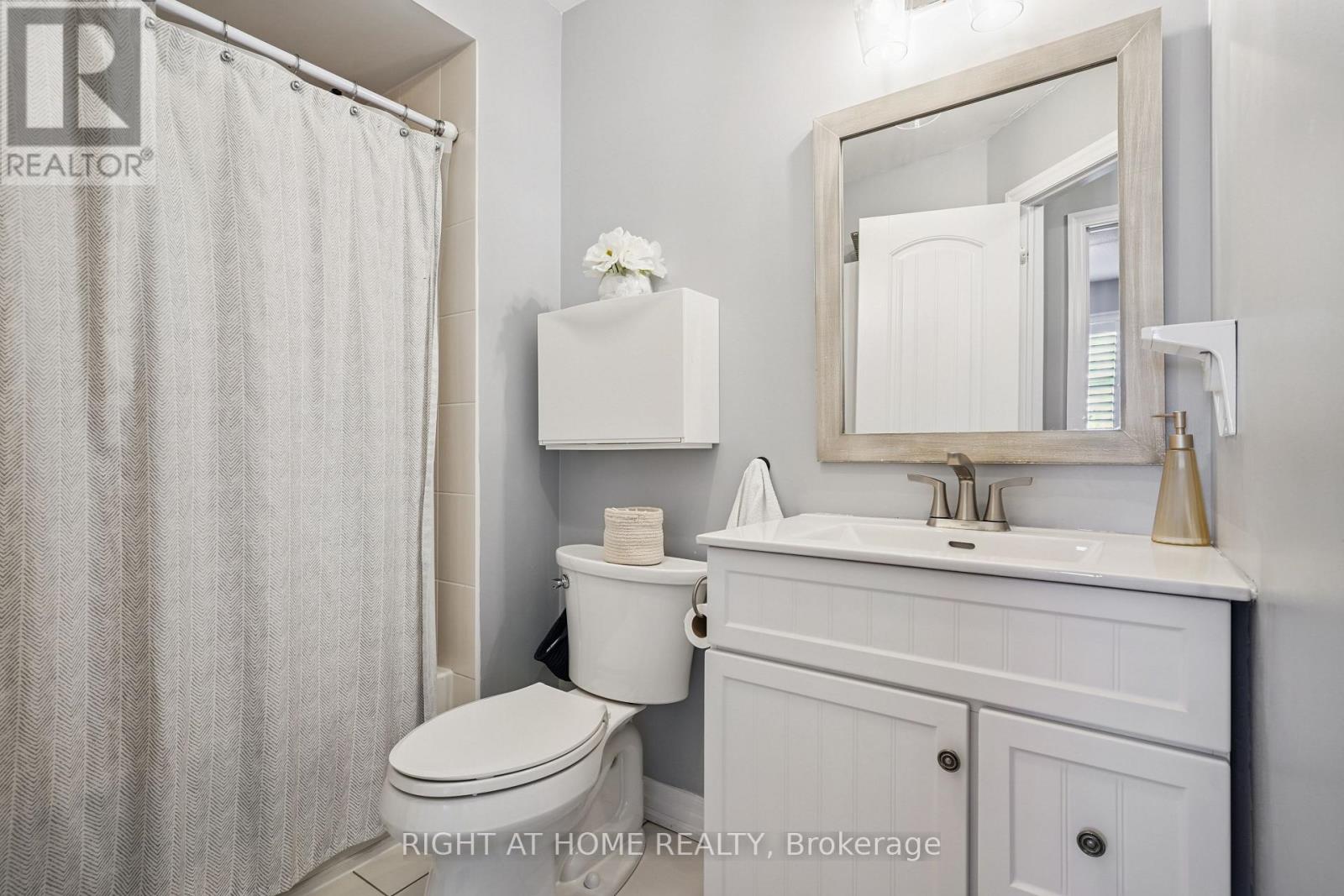 65 Hanson Crescent, Milton, Ontario  L9T 8L4 - Photo 26 - W12922192