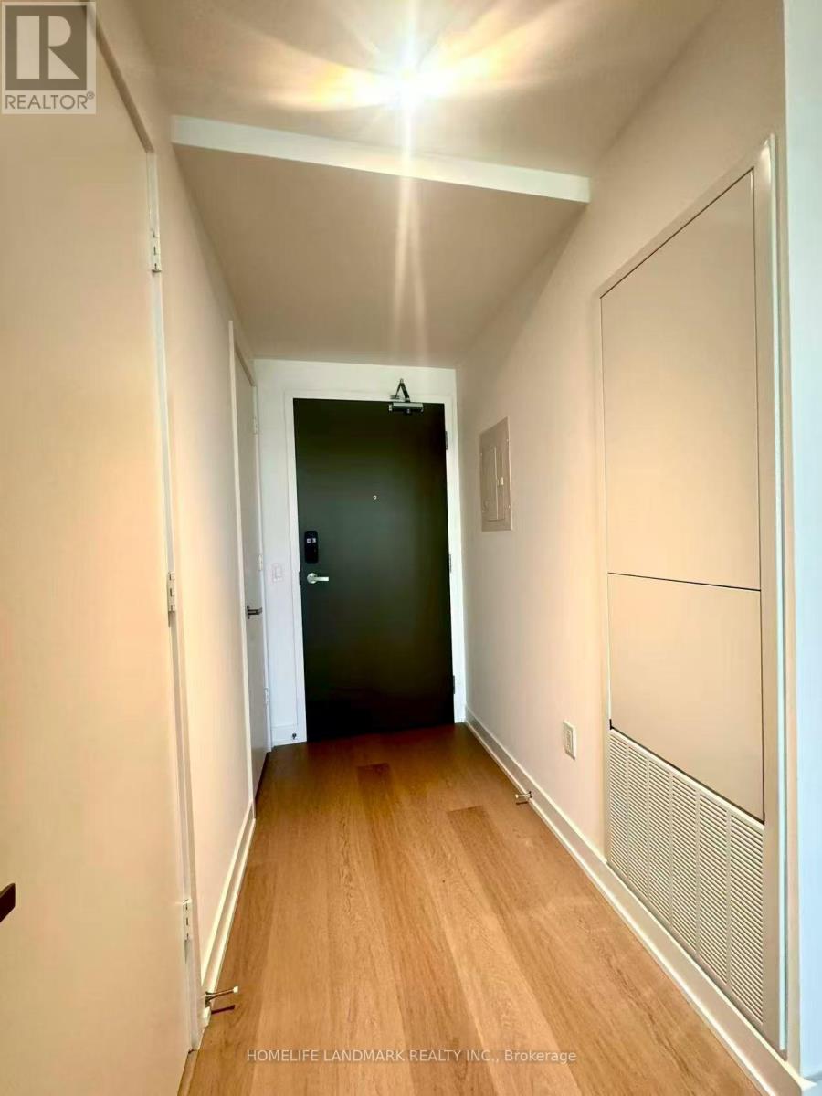 2707 - 448 Burnhamthorpe Road E, Mississauga, Ontario  L5B 0R4 - Photo 5 - W12922198