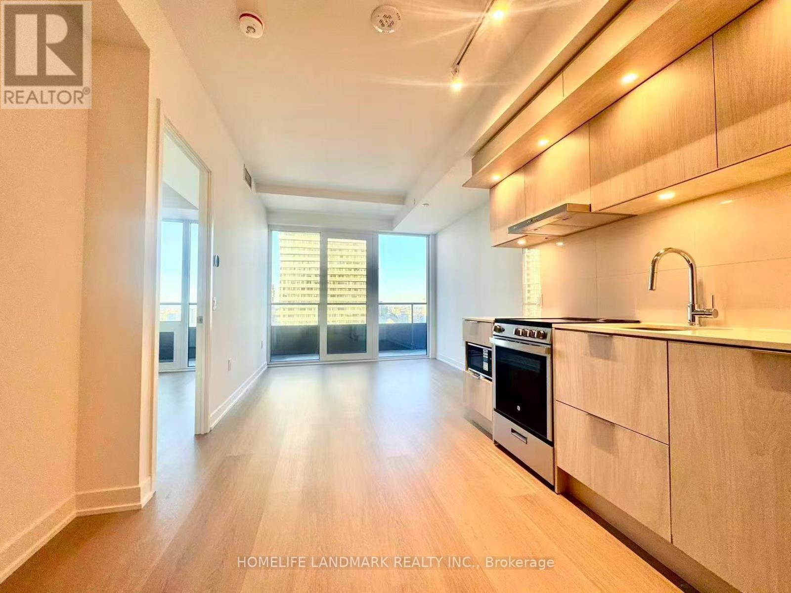 2707 - 448 Burnhamthorpe Road E, Mississauga, Ontario  L5B 0R4 - Photo 6 - W12922198