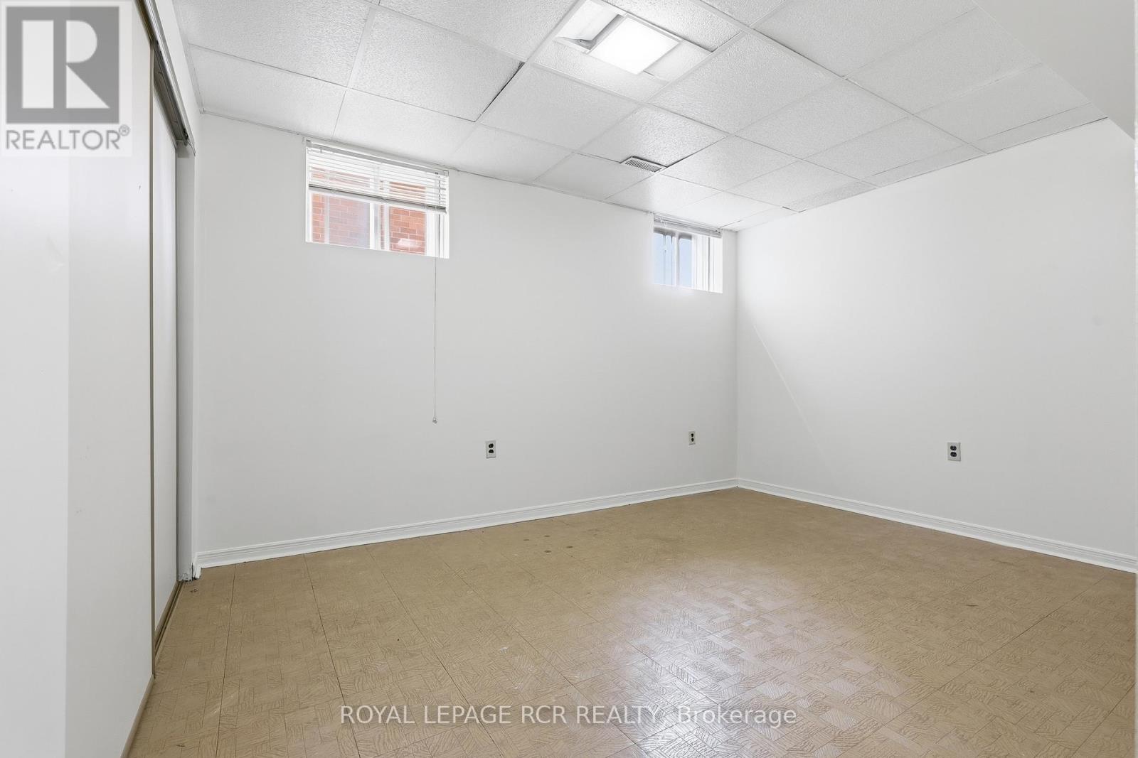 1503 Maple Ridge Drive, Mississauga, Ontario  L4W 3Z5 - Photo 26 - W12922226