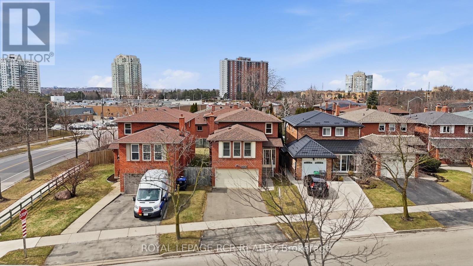 1503 Maple Ridge Drive, Mississauga, Ontario  L4W 3Z5 - Photo 36 - W12922226