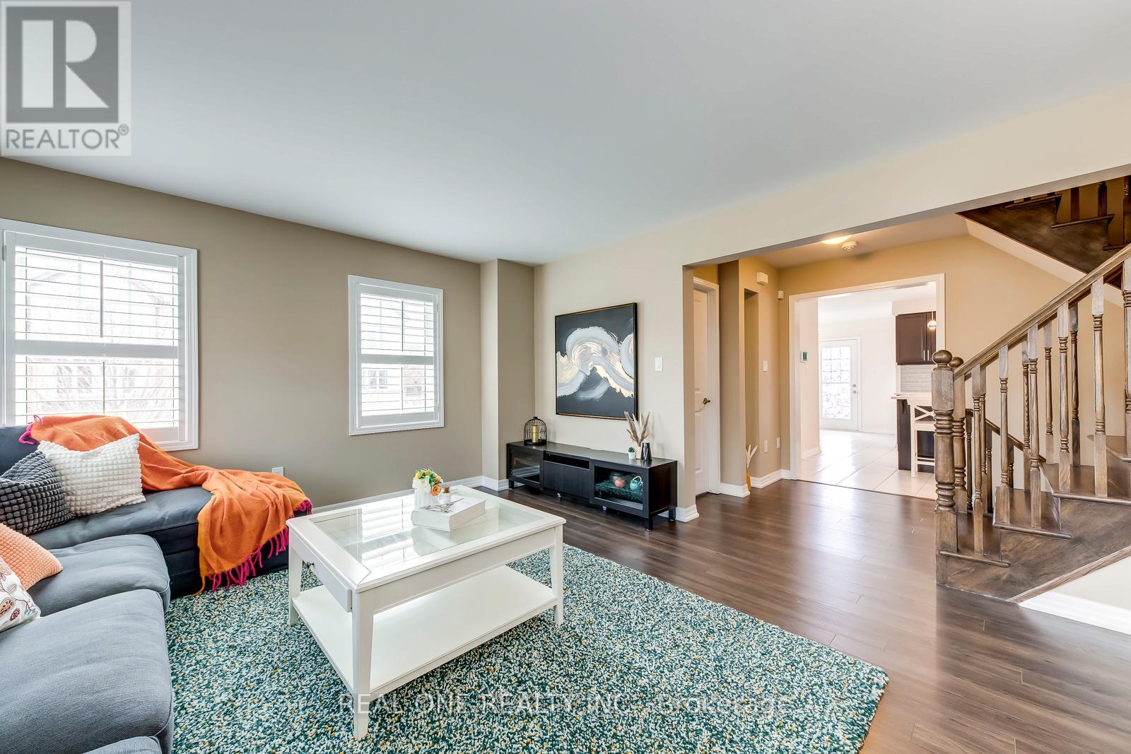 369 Timberland Gate, Oakville, Ontario  L6M 0Y9 - Photo 16 - W12922232