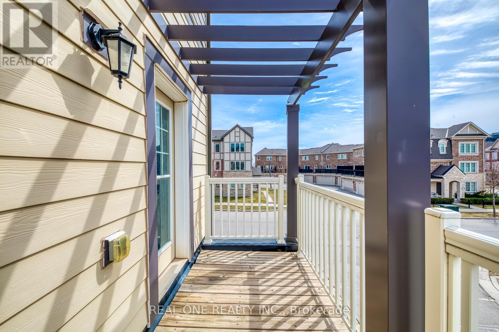 369 Timberland Gate, Oakville, Ontario  L6M 0Y9 - Photo 28 - W12922232