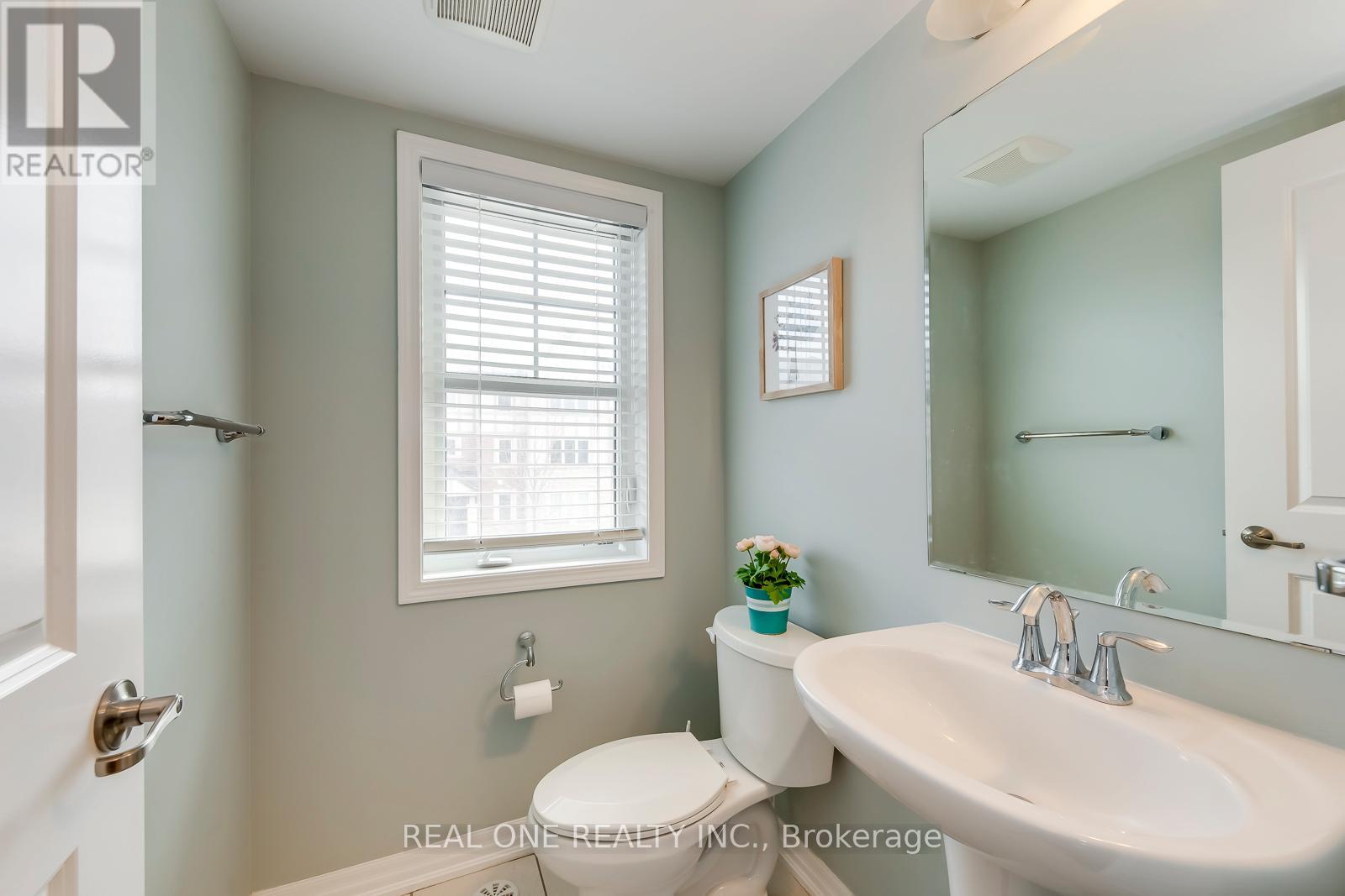 369 Timberland Gate, Oakville, Ontario  L6M 0Y9 - Photo 29 - W12922232