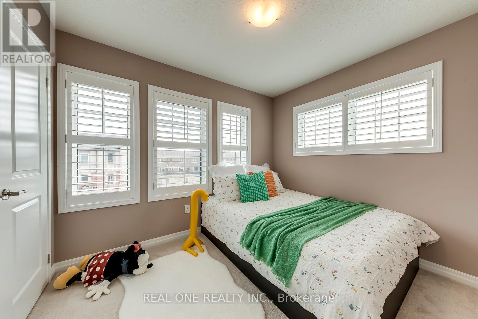 369 Timberland Gate, Oakville, Ontario  L6M 0Y9 - Photo 39 - W12922232