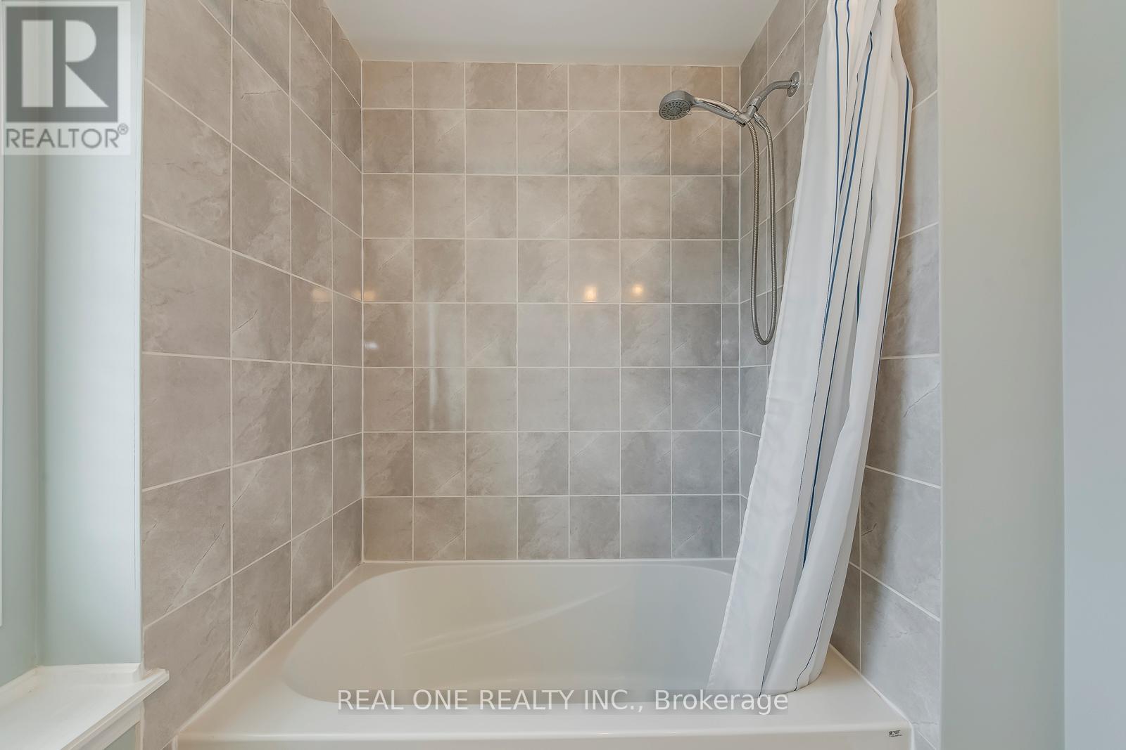 369 Timberland Gate, Oakville, Ontario  L6M 0Y9 - Photo 41 - W12922232