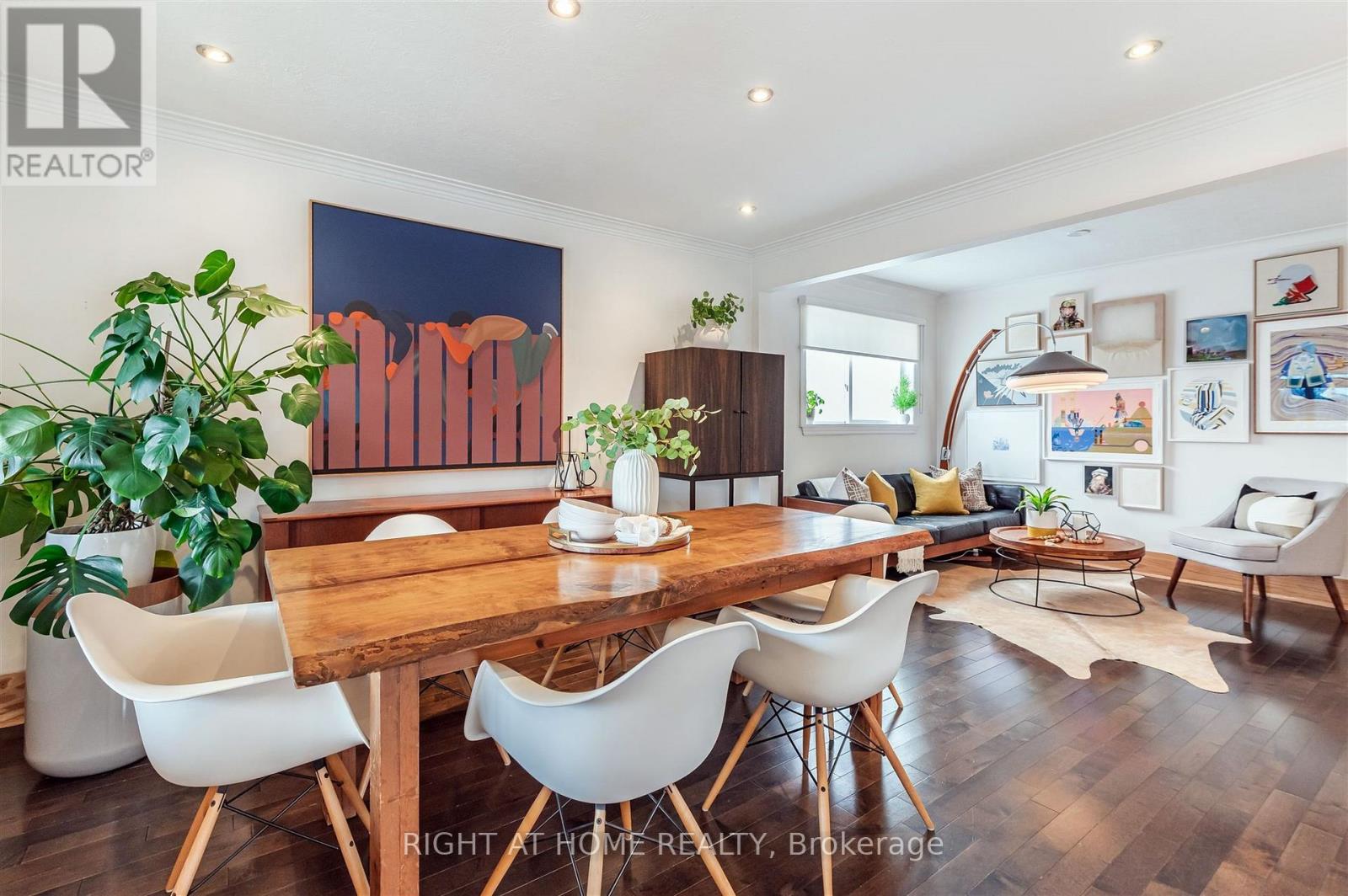 17 Claybrooke Street, Toronto, Ontario  M6M 3P6 - Photo 12 - W12922240