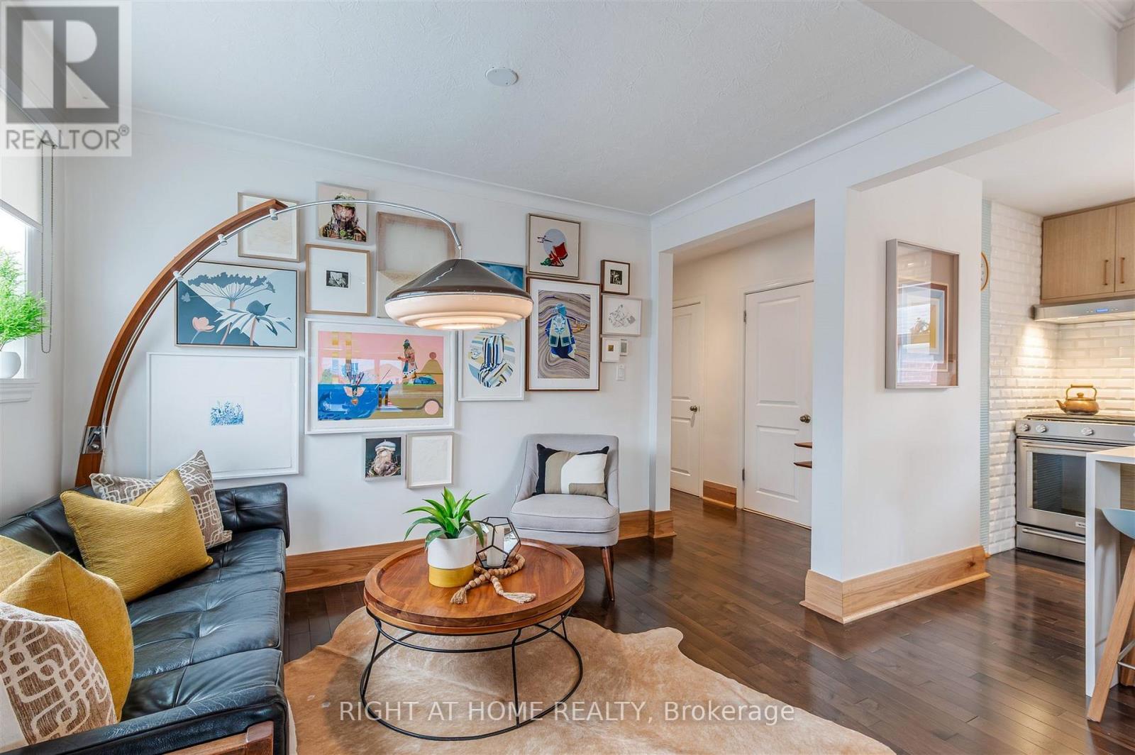 17 Claybrooke Street, Toronto, Ontario  M6M 3P6 - Photo 18 - W12922240