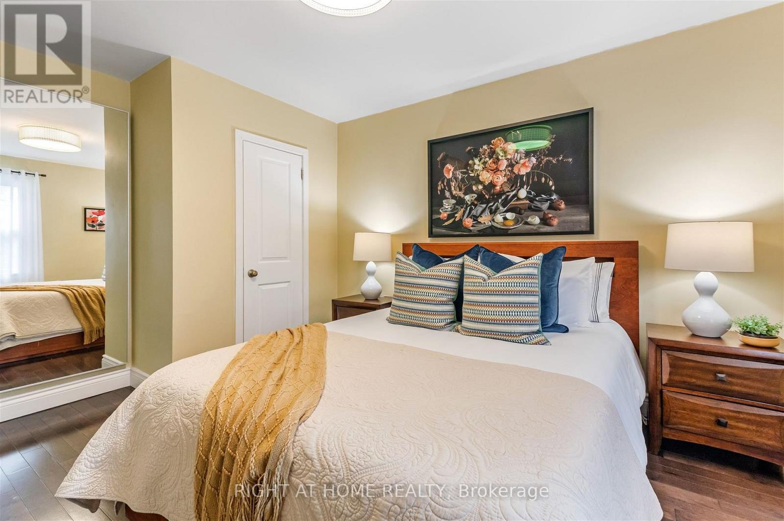 17 Claybrooke Street, Toronto, Ontario  M6M 3P6 - Photo 20 - W12922240