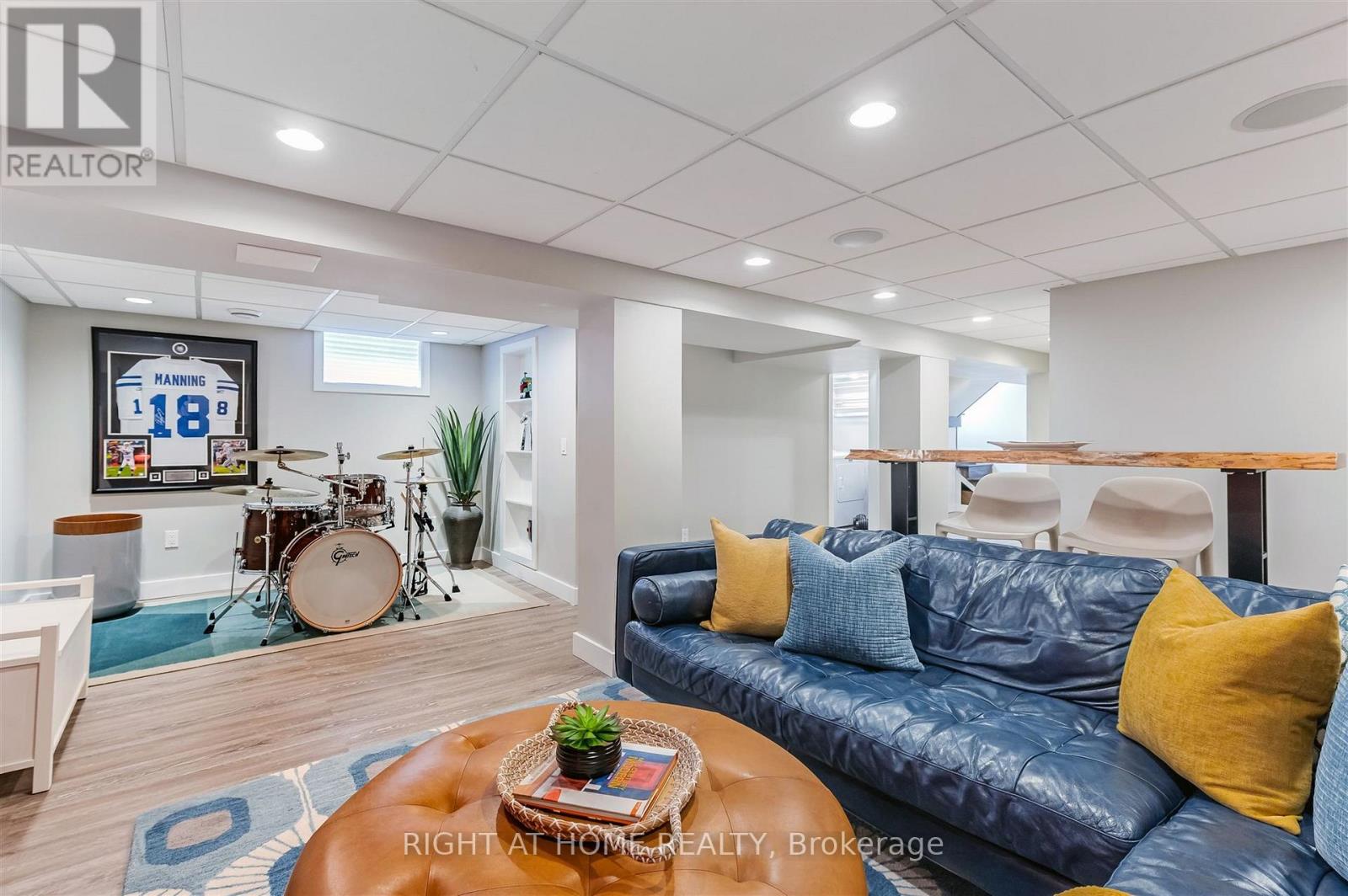 17 Claybrooke Street, Toronto, Ontario  M6M 3P6 - Photo 29 - W12922240