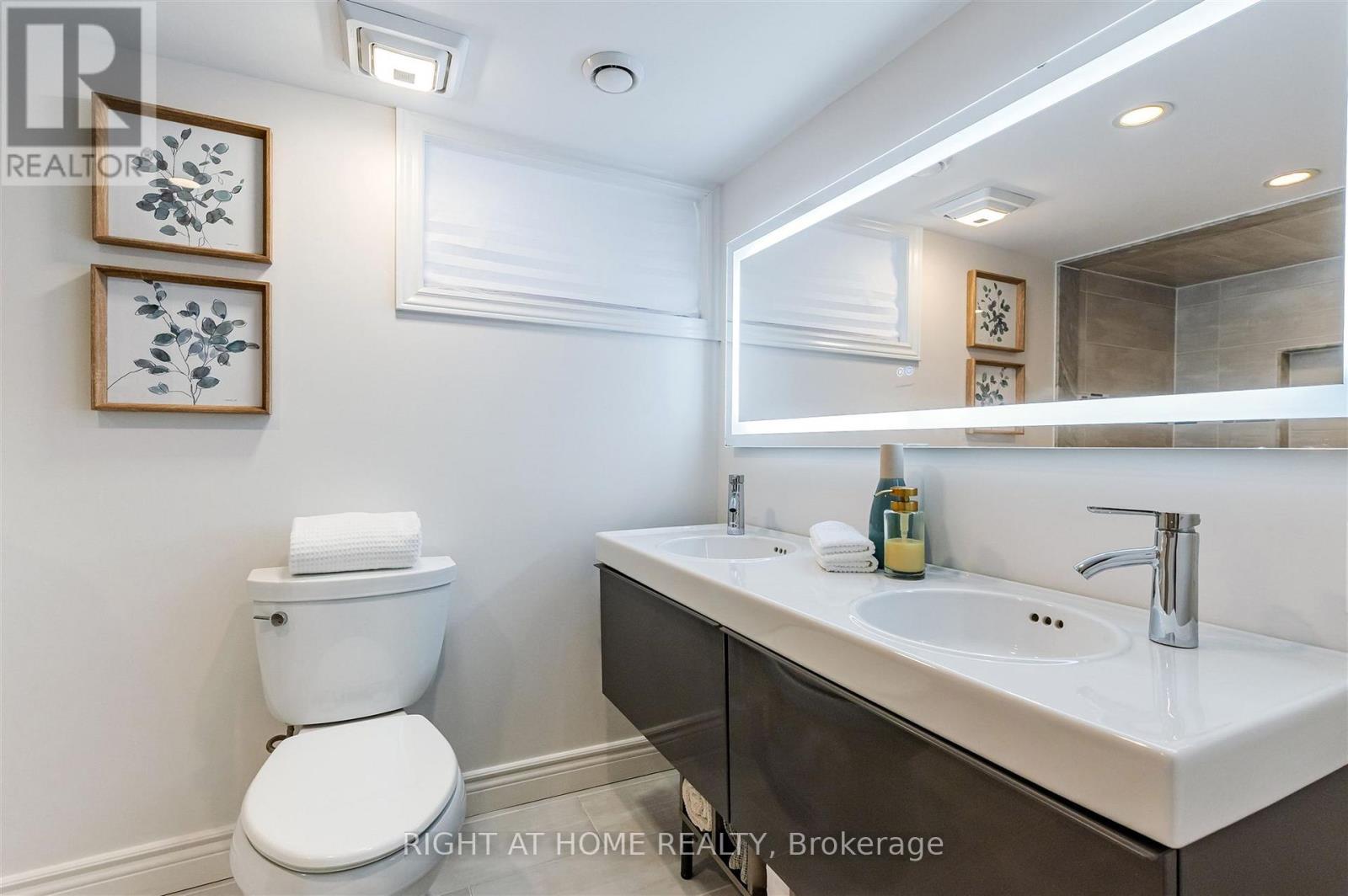 17 Claybrooke Street, Toronto, Ontario  M6M 3P6 - Photo 31 - W12922240