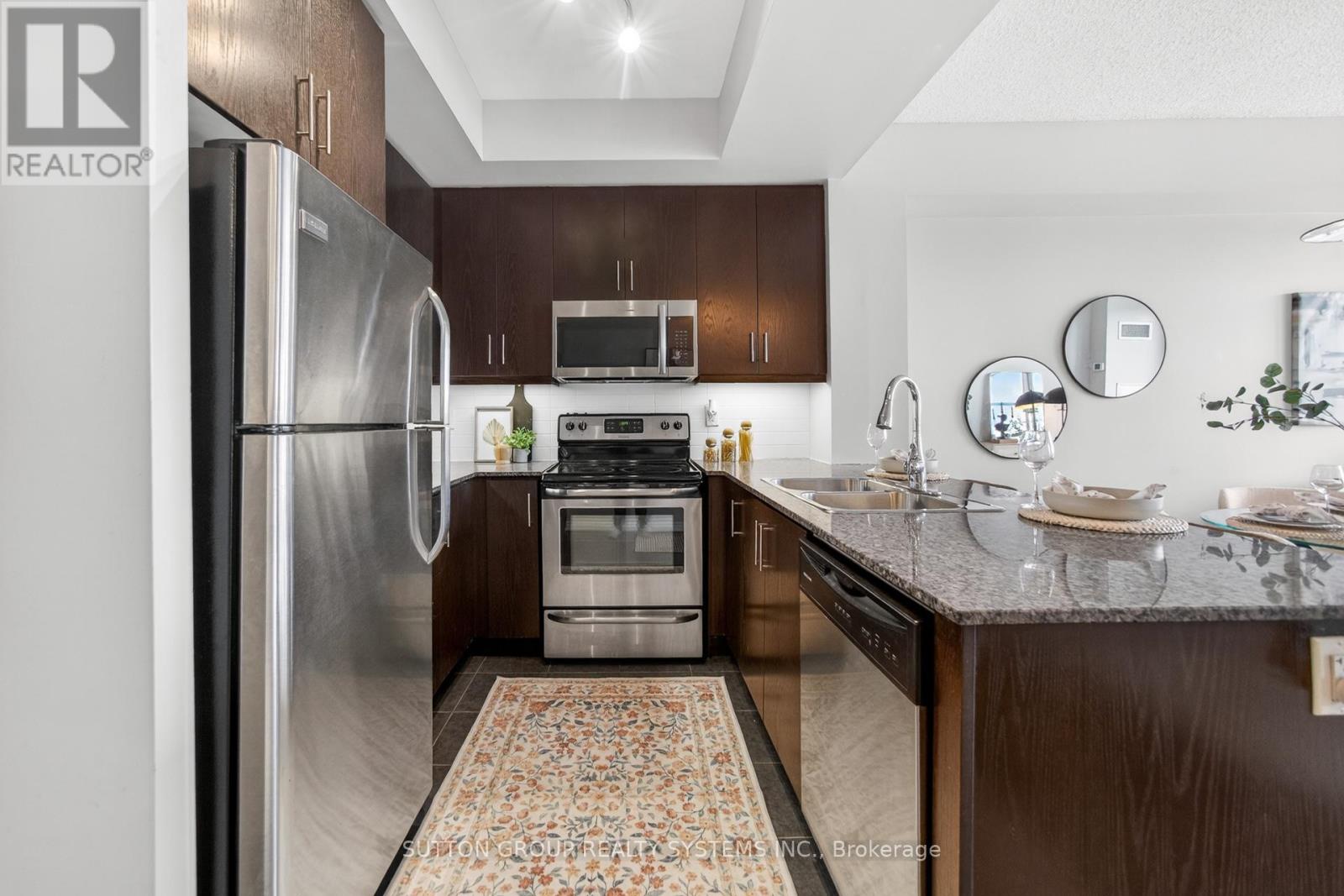 734 - 15 James Finlay Way, Toronto, Ontario  M3M 0B3 - Photo 12 - W12922242