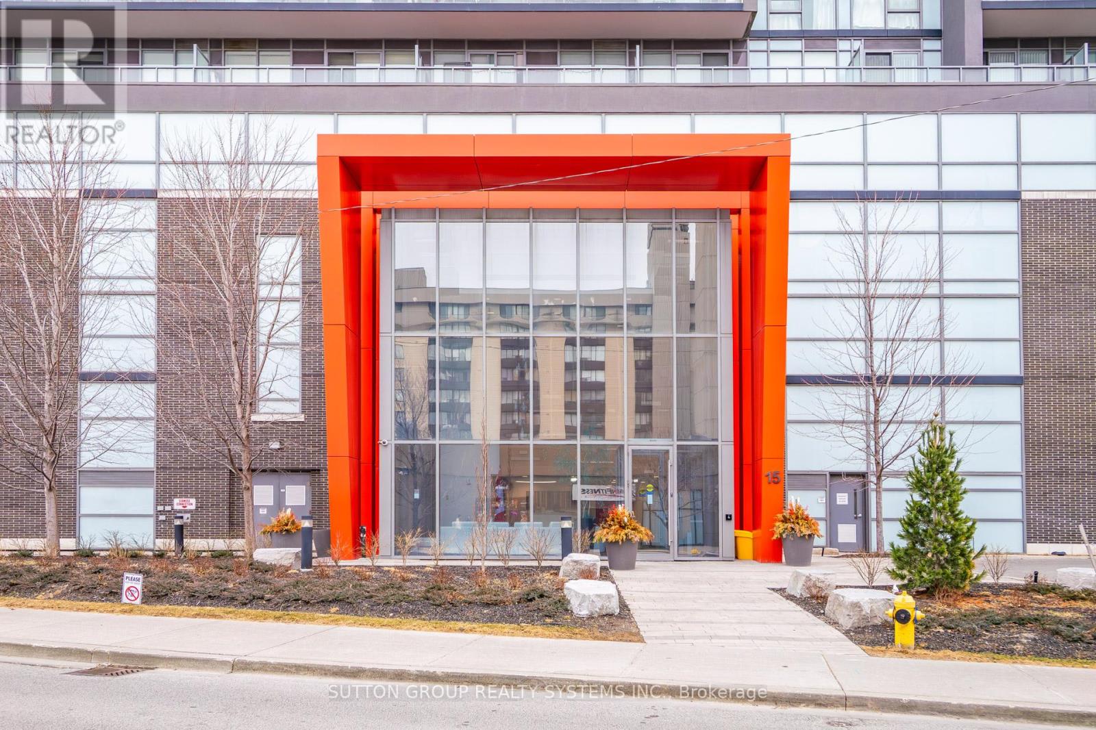 734 - 15 James Finlay Way, Toronto, Ontario  M3M 0B3 - Photo 3 - W12922242