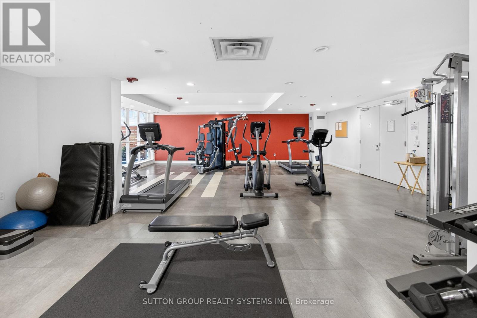 734 - 15 James Finlay Way, Toronto, Ontario  M3M 0B3 - Photo 43 - W12922242