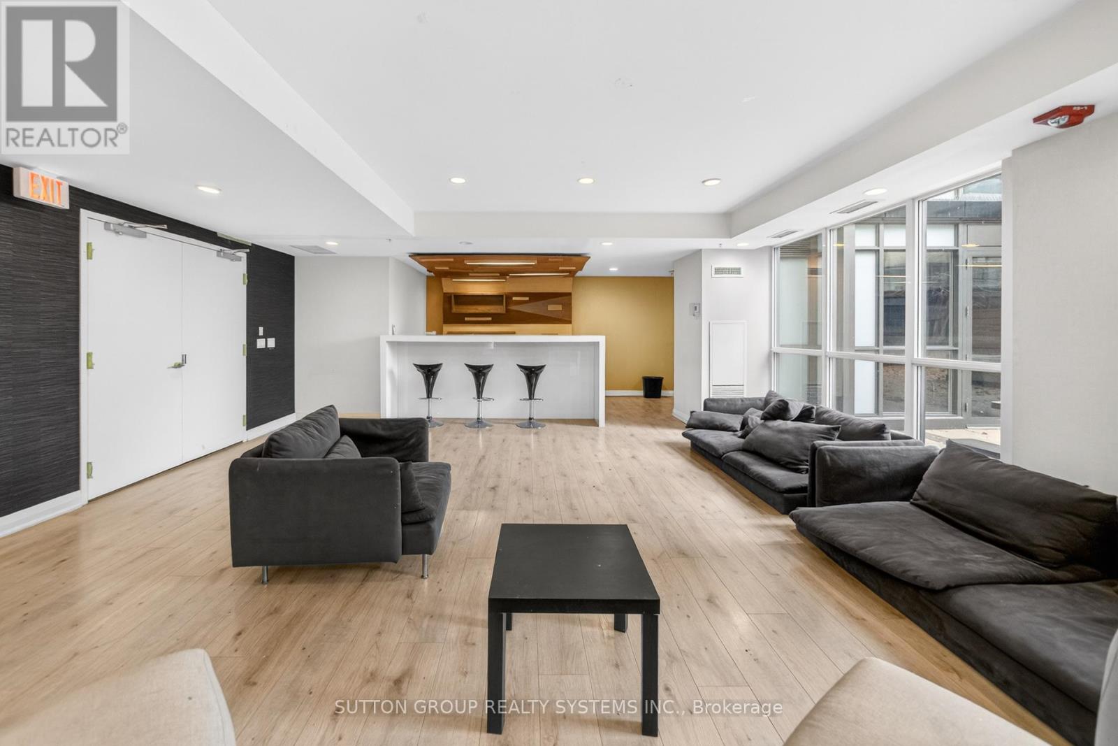 734 - 15 James Finlay Way, Toronto, Ontario  M3M 0B3 - Photo 45 - W12922242