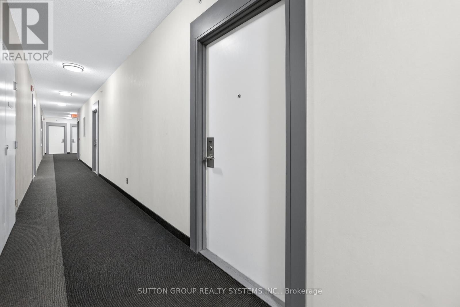 734 - 15 James Finlay Way, Toronto, Ontario  M3M 0B3 - Photo 8 - W12922242