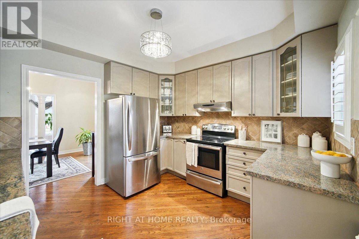 57 Kirkwood Crescent, Caledon, Ontario  L7C 1B8 - Photo 21 - W12922254