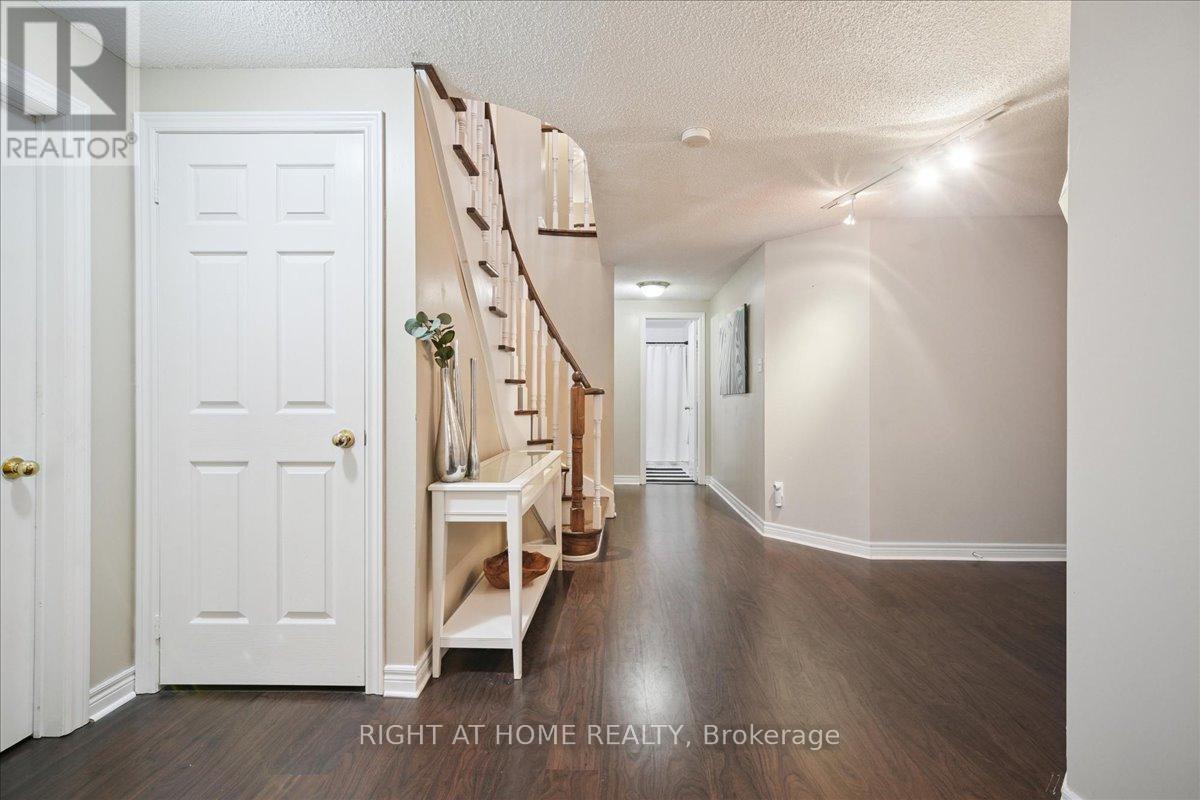 57 Kirkwood Crescent, Caledon, Ontario  L7C 1B8 - Photo 30 - W12922254