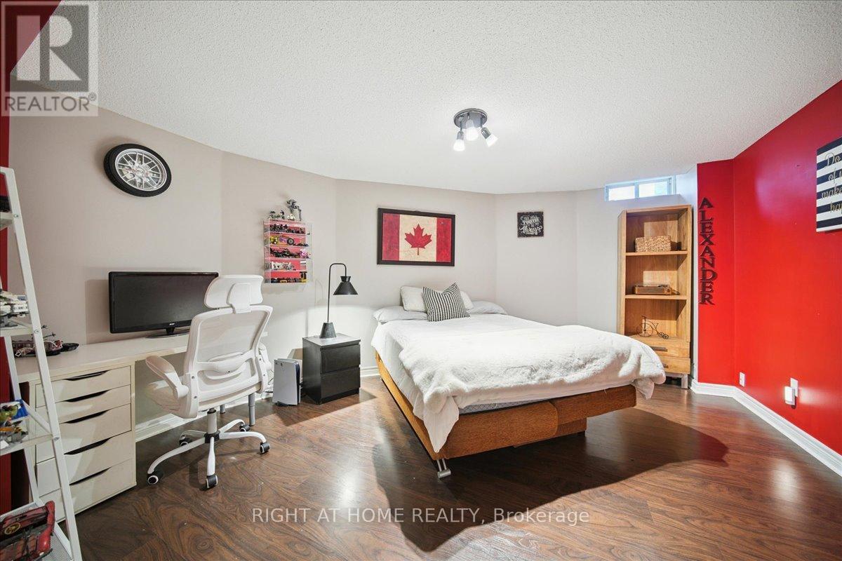 57 Kirkwood Crescent, Caledon, Ontario  L7C 1B8 - Photo 36 - W12922254