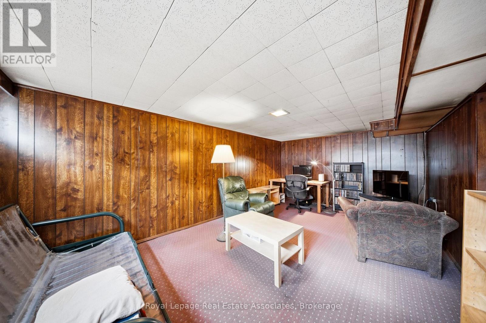 20 Rubydale Gardens, Toronto, Ontario M9L 1B9 - Photo 16 - W12922256