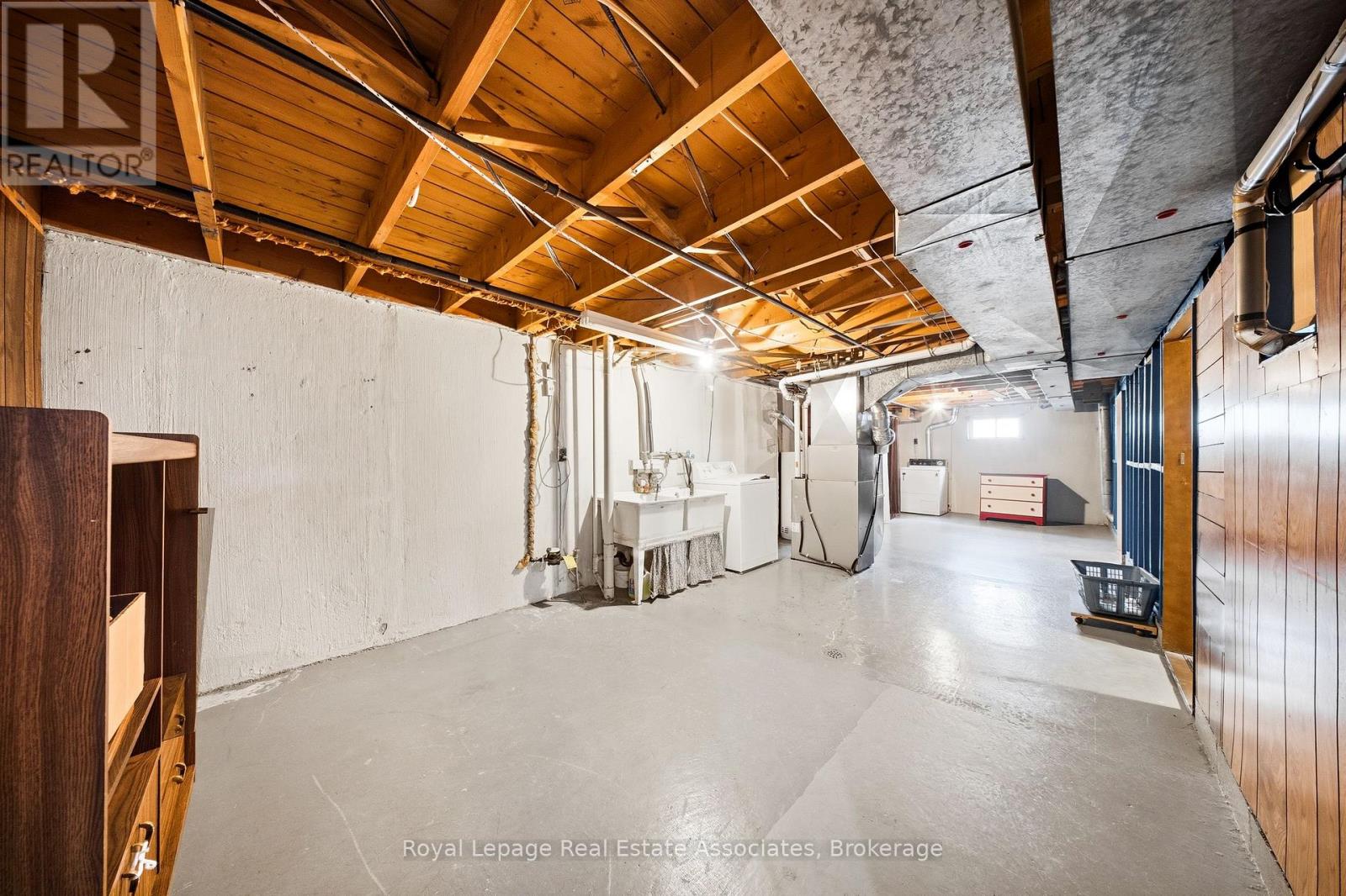 20 Rubydale Gardens, Toronto, Ontario M9L 1B9 - Photo 19 - W12922256