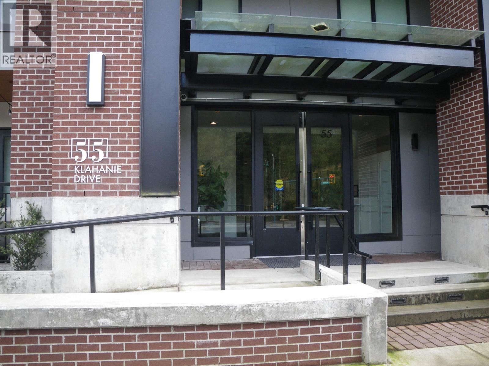 326 55 Klahanie Drive, Port Moody, British Columbia  V3H 0M9 - Photo 2 - R3103773