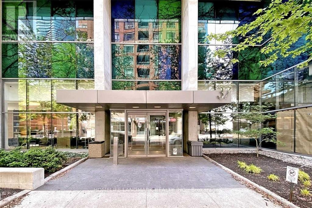 608 - 37 Grosvenor Street, Toronto, Ontario  M4Y 3G5 - Photo 2 - C12922278