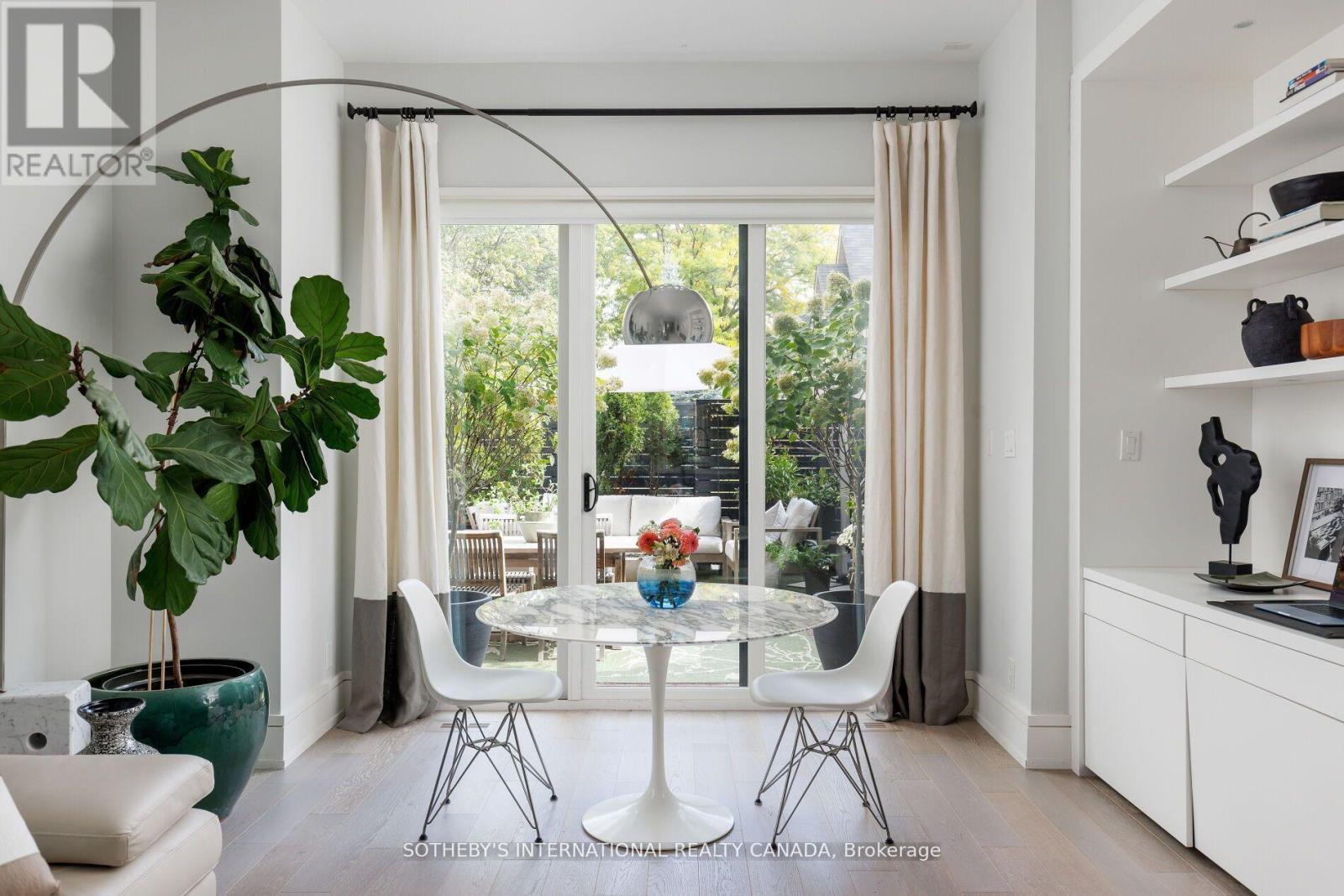 7 Thurloe Avenue, Toronto, Ontario  M4S 0B4 - Photo 15 - C12922320