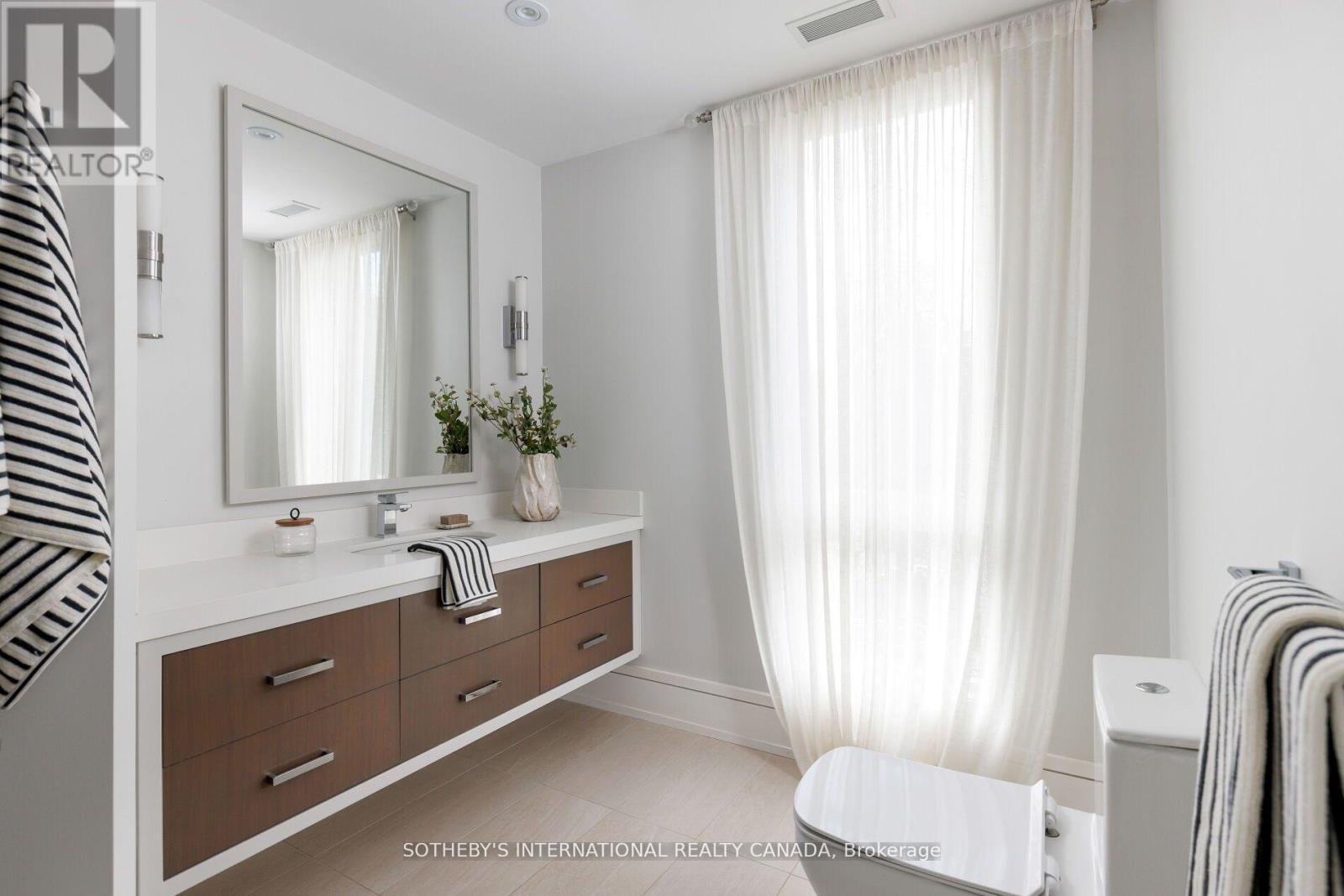 7 Thurloe Avenue, Toronto, Ontario  M4S 0B4 - Photo 21 - C12922320