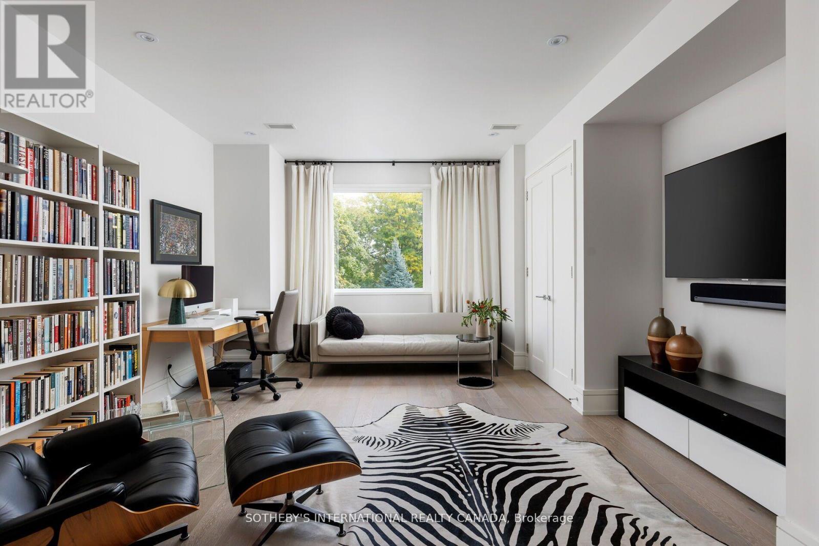 7 Thurloe Avenue, Toronto, Ontario  M4S 0B4 - Photo 22 - C12922320